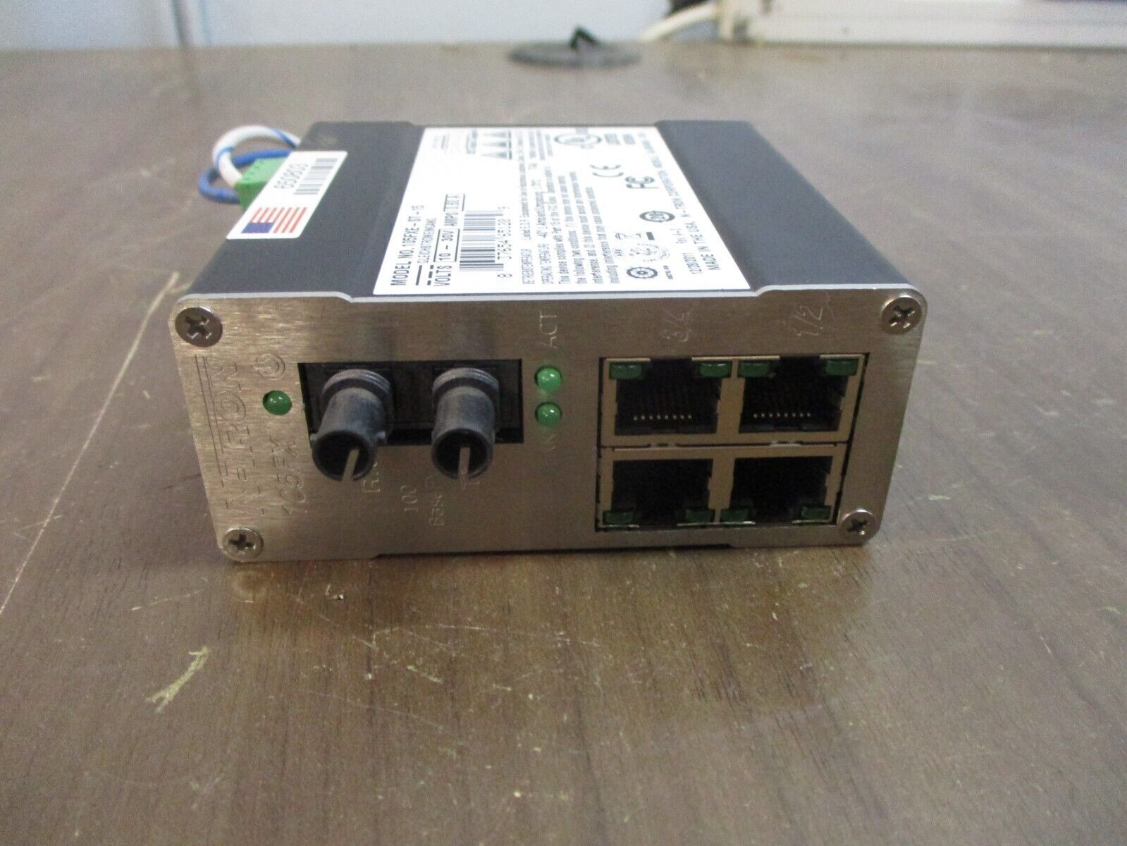 N-Tron 105FX 5-Port Ethernet Switch 105FXE-ST-15 Used