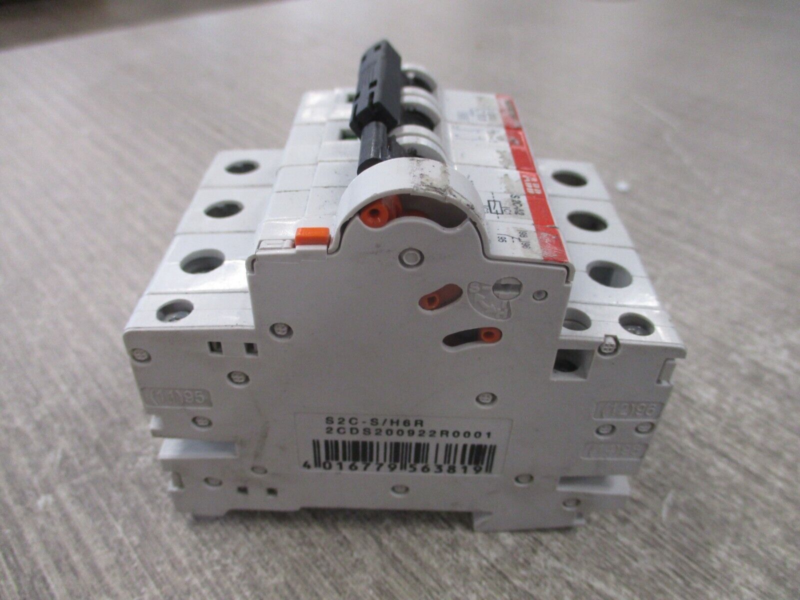 ABB Circuit Breaker S 202 C63 63A 400V 3P w/ Aux Contact Used