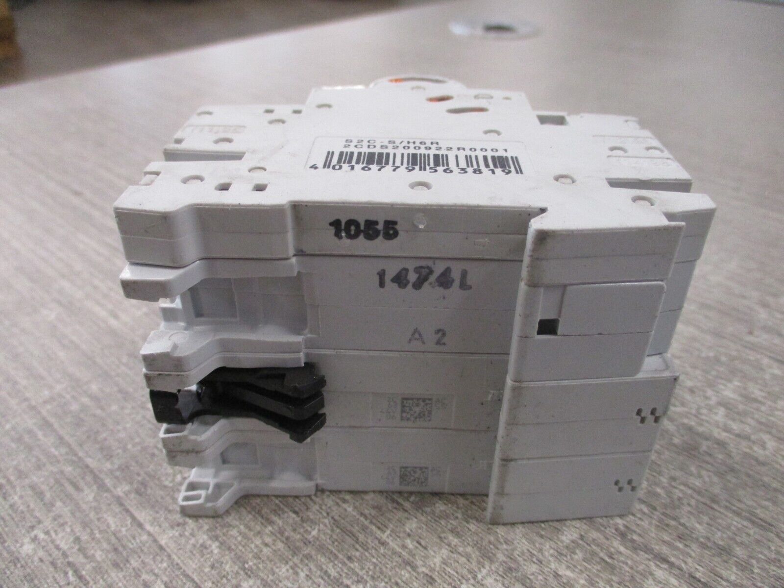 ABB Circuit Breaker S 202 C63 63A 400V 3P w/ Aux Contact Used