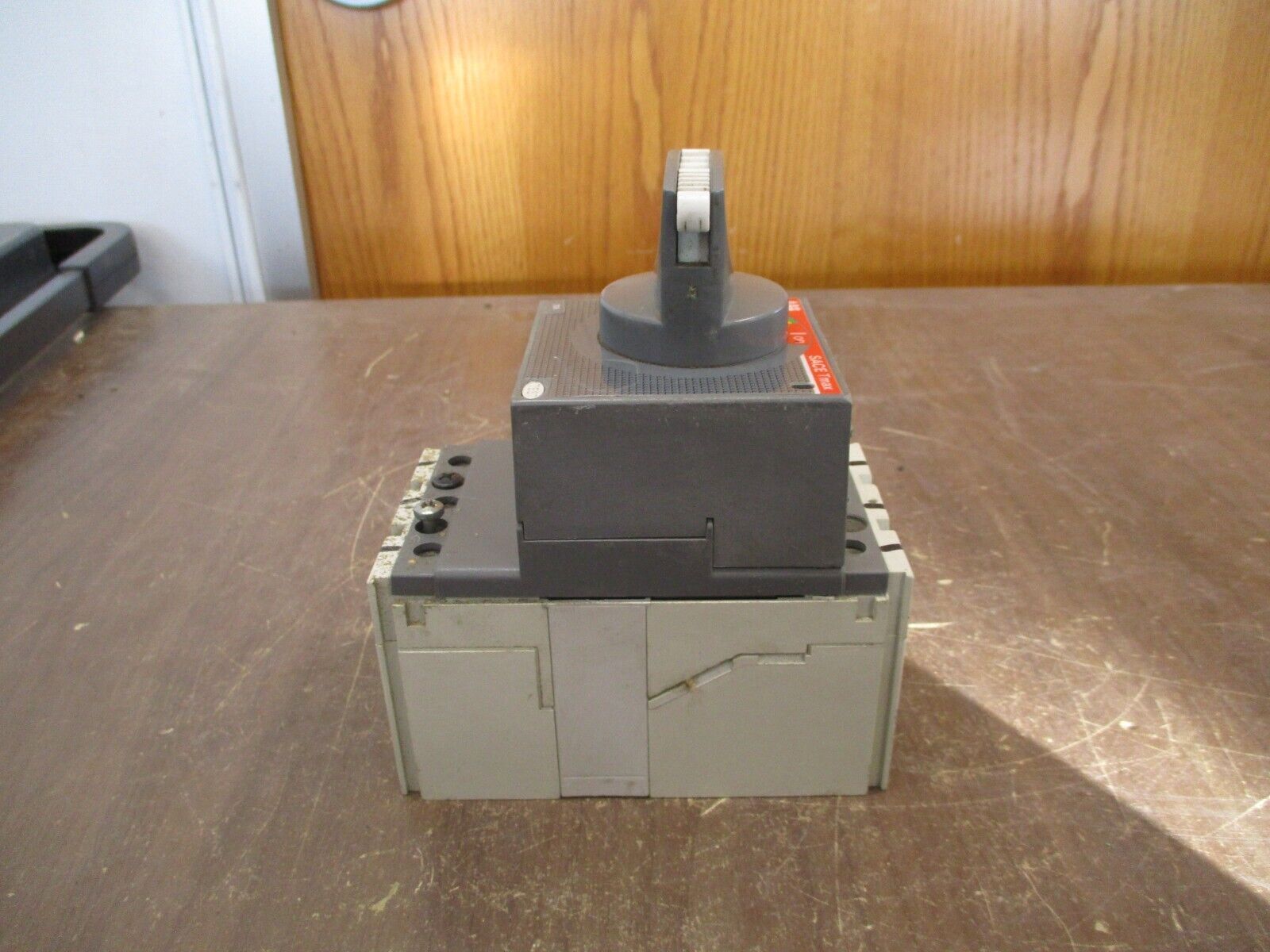 ABB SACE Tmax Breaker Disconnect T1N 70 70A 600V 3P Used