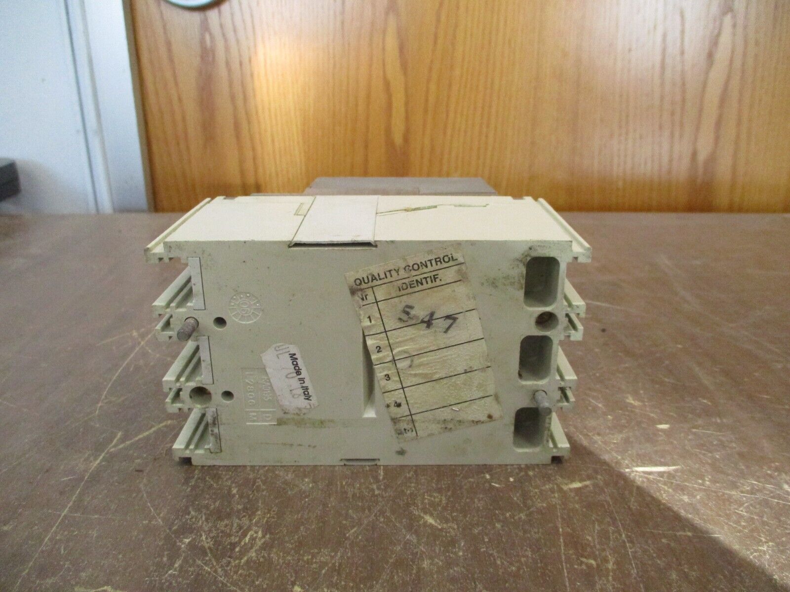 ABB SACE Tmax Breaker Disconnect T1N 70 70A 600V 3P Used