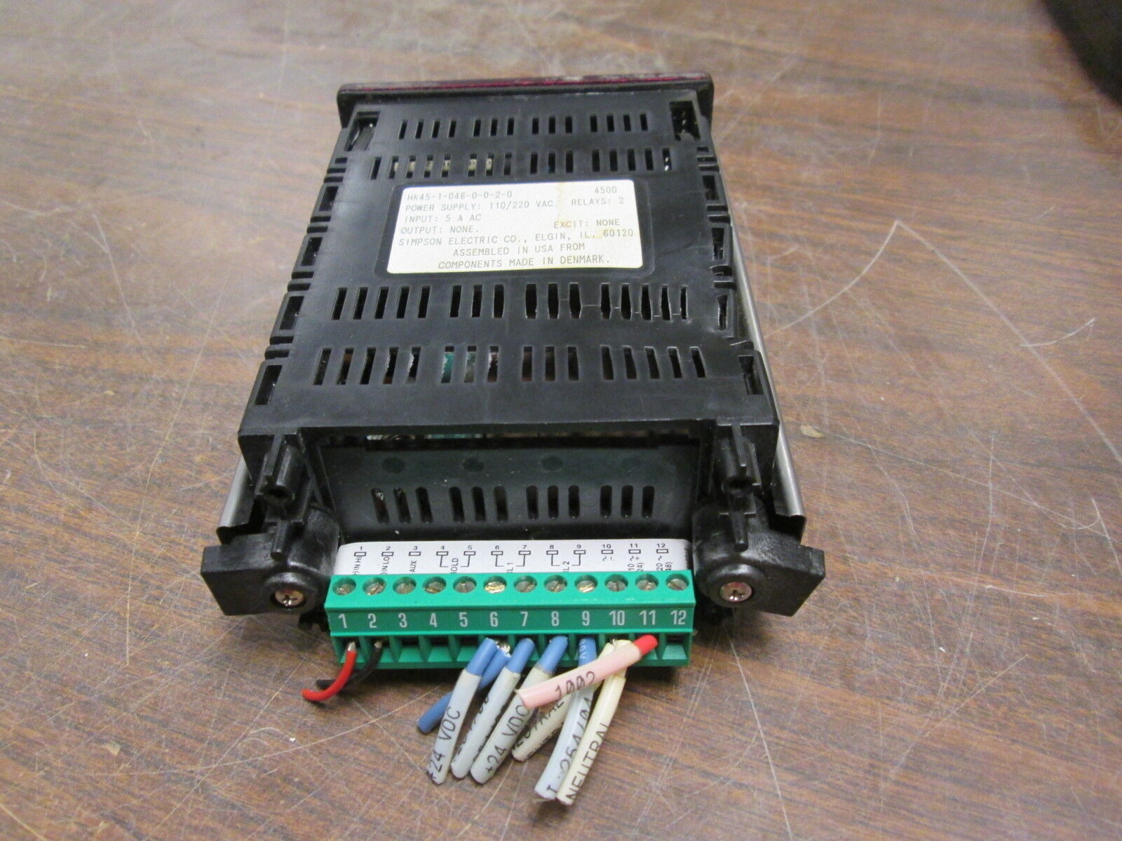 Simpson Electric Digital Meter HK45-1-046-0-0-2-0 Pwr:110/220VAC Input:5A Used