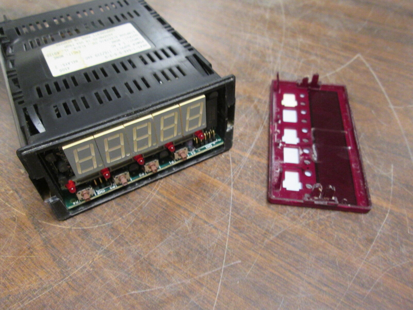 Simpson Electric Digital Meter HK45-1-046-0-0-2-0 Pwr:110/220VAC Input:5A Used