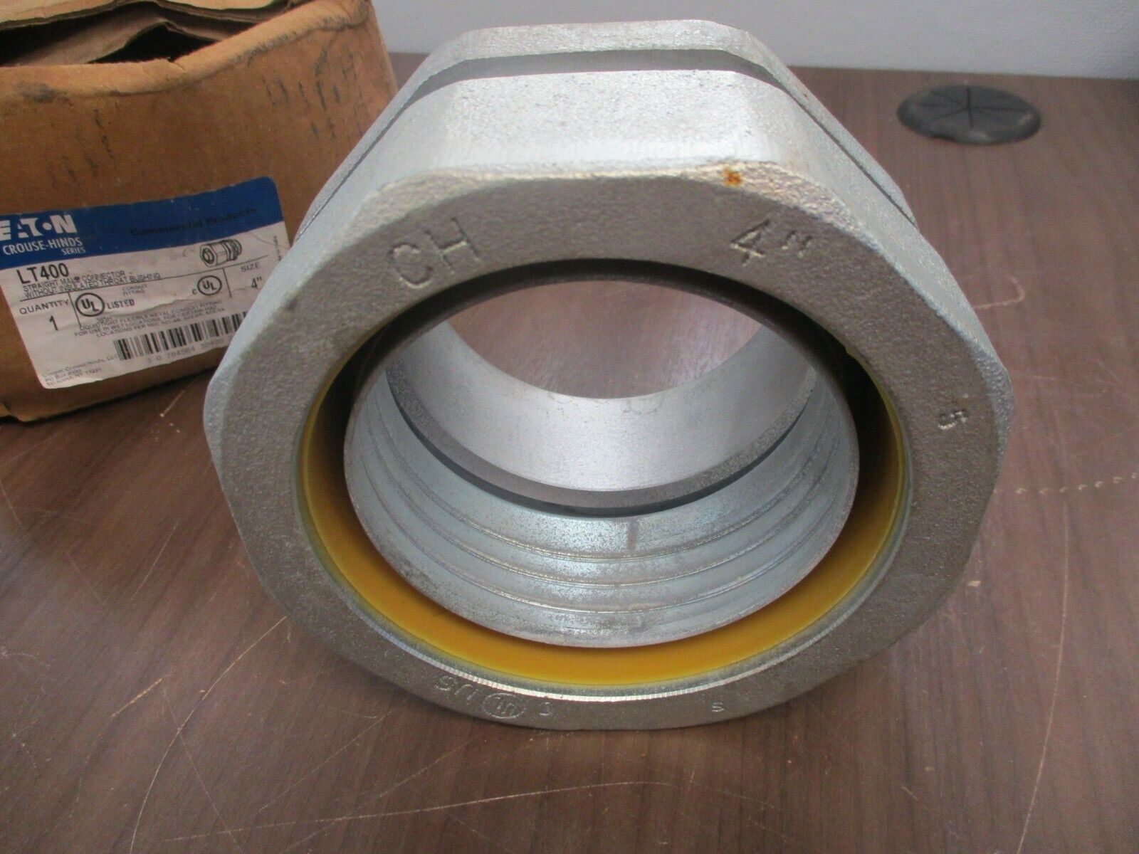 Eaton Crouse-Hinds Liquidtight Connector LT400 4" Straight Male New Surplus