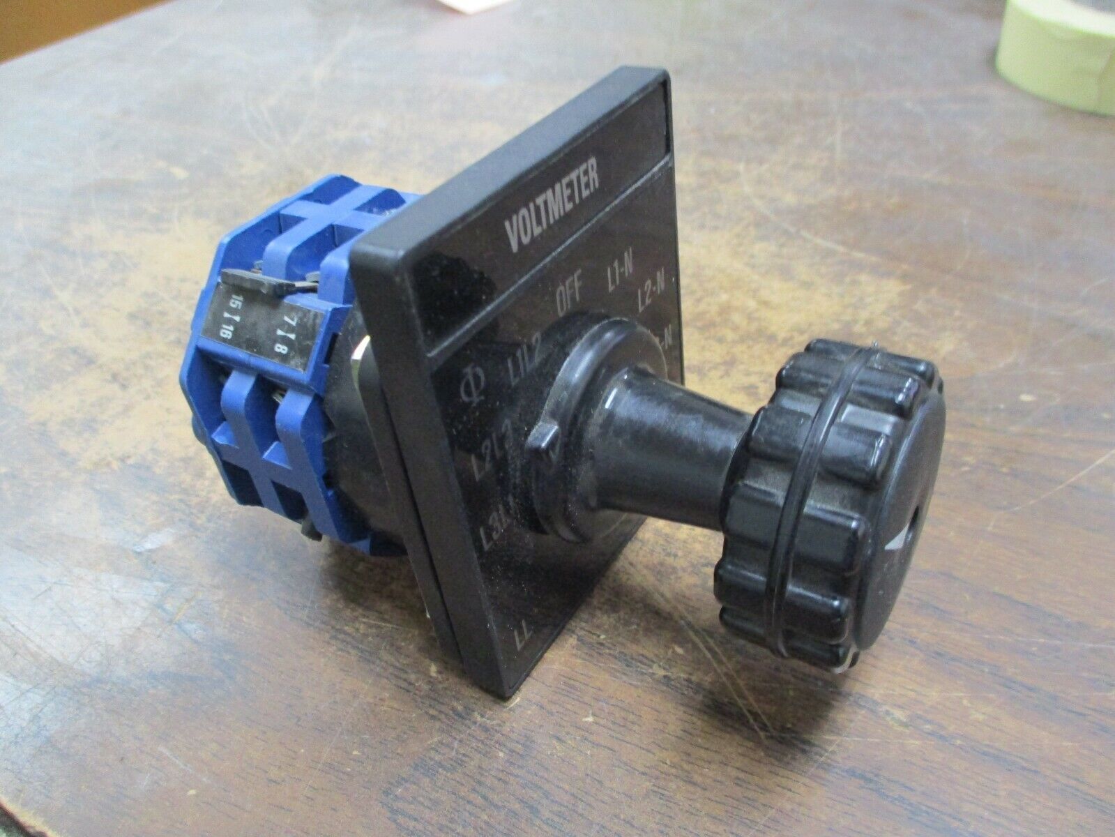 Kraus & Naimer All Rotary Switch L95137 Used