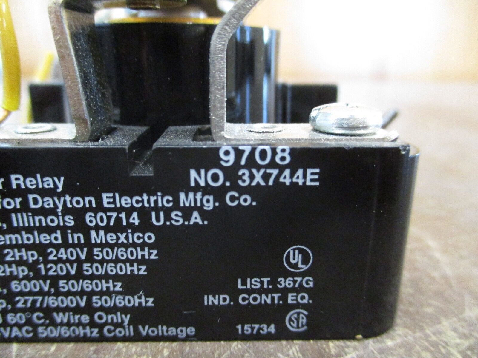 Dayton Power Relay 3X744E 24V Coil Used