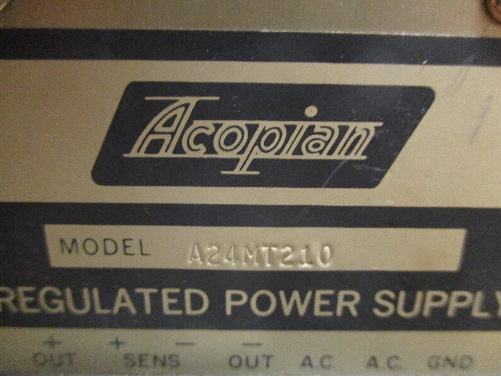 Acopian Regulated Power Supply A24MT210 *Dented Top* Used