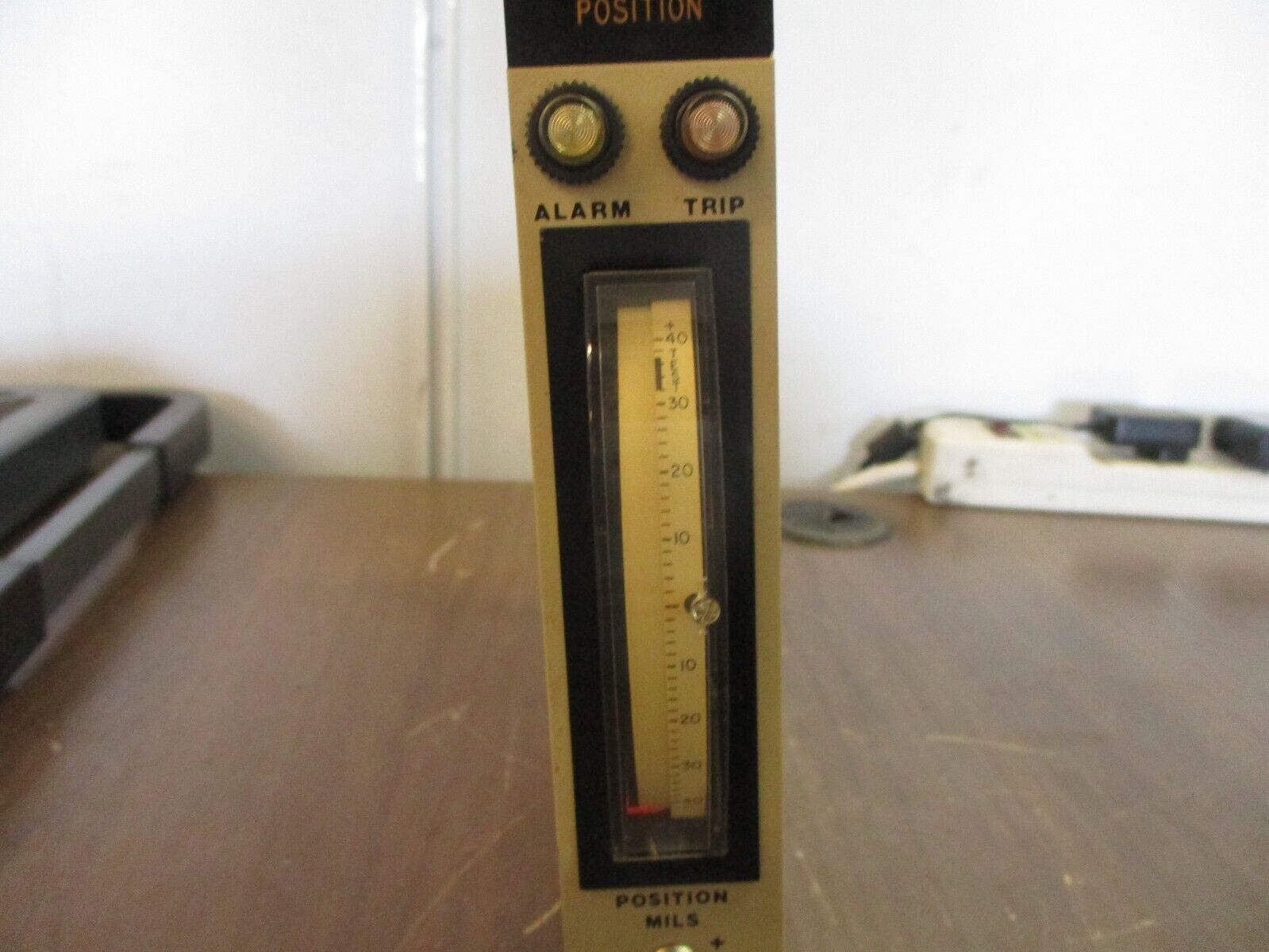 IRD Mechanalysis 8803 Spindle Position Monitor 15377 Output: 0-1V