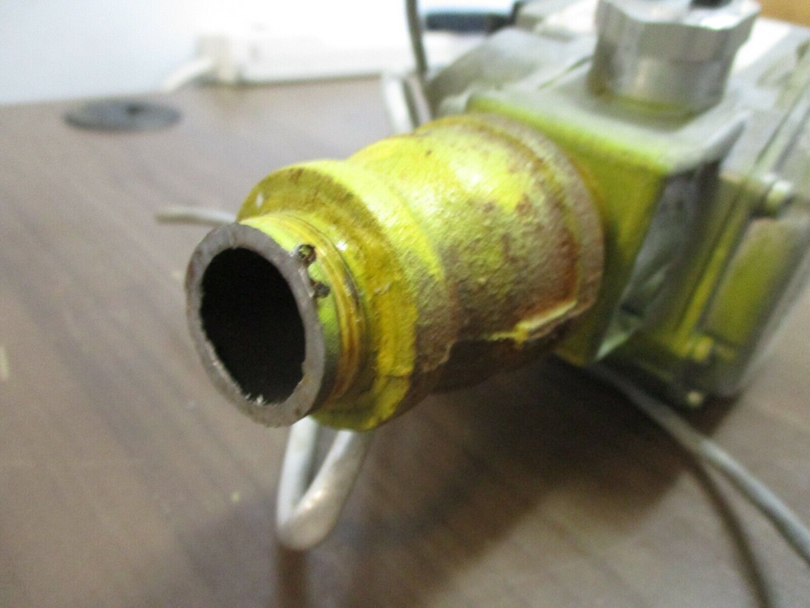 Robertshaw Unitrol 7000 DERHC Gas Valve 5N7-501-531 24VAC 0.2A 60Hz 1/2PSI Used