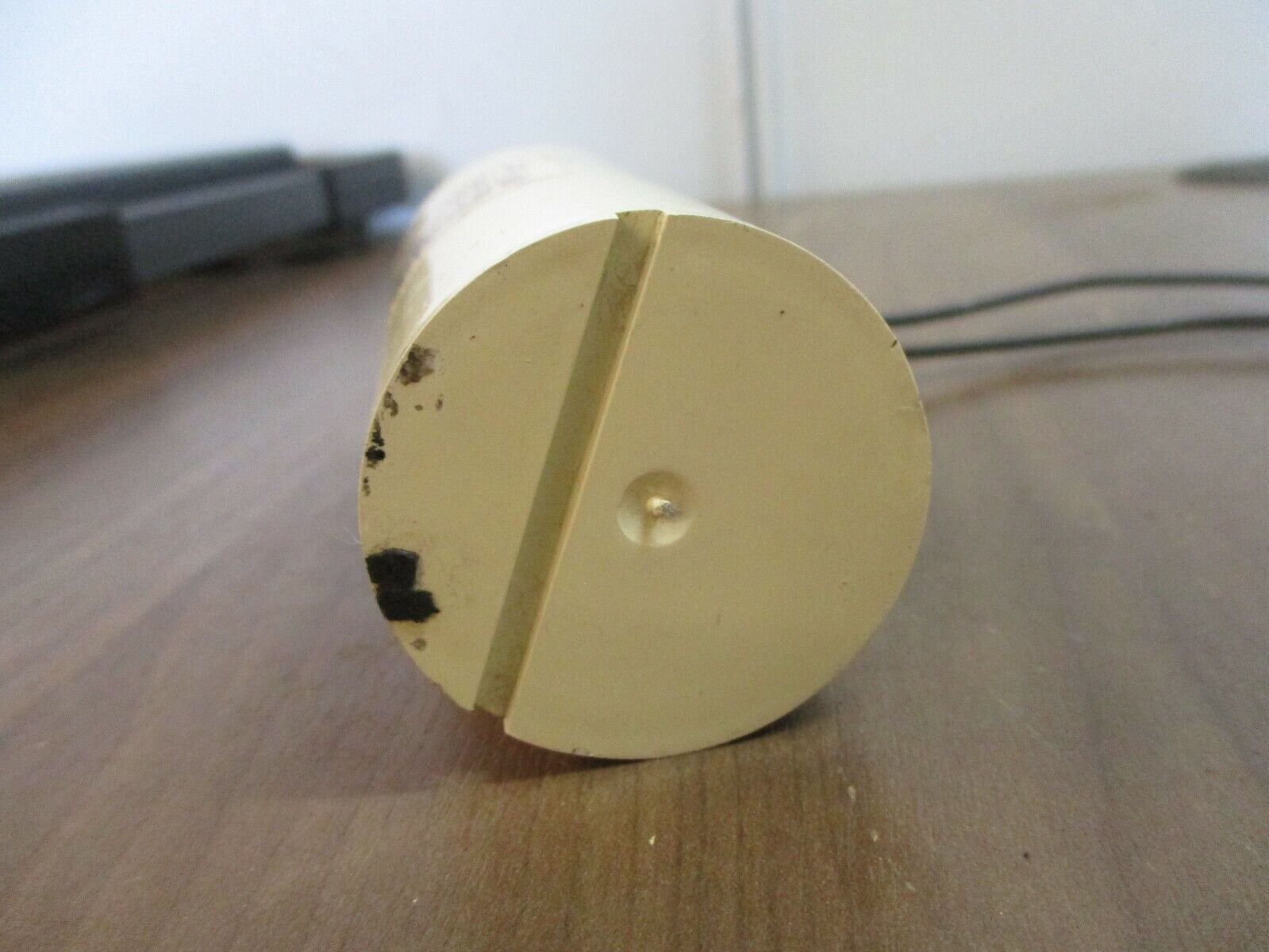 Advance Capacitor 7C550P12 55MFD 120VAC 50/60Hz Used