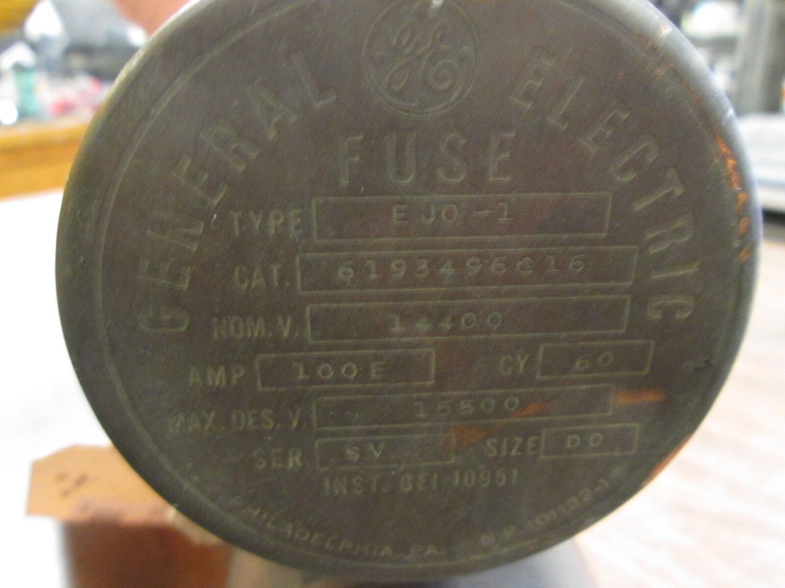 GE EJ0-1 Dual Fuse 6193496G16 100E Amps 15.5KV Used