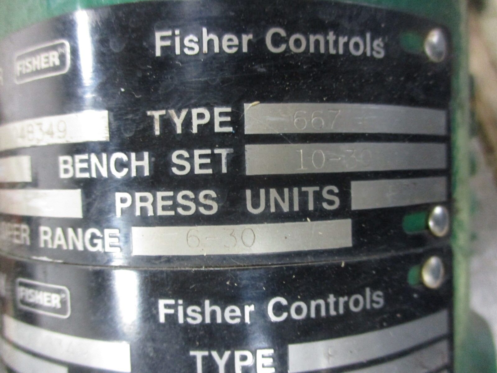 Fisher Diaphragm Control Valve w/ Positioner 667 / EZ Used