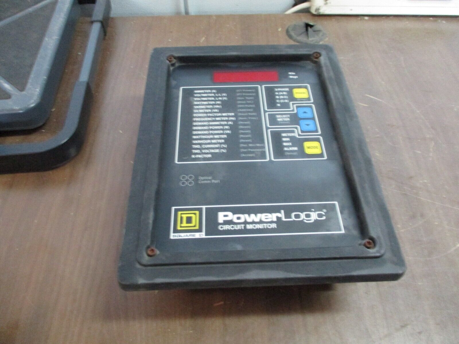 Square D Power Logic Circuit Monitor 3020 CM-2050 100-264VAC 50/60Hz Used