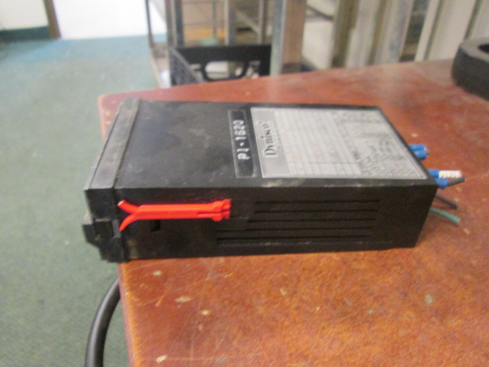 Dynisco Digital Indicator 4 1/2 UP 120V/240VAC Used