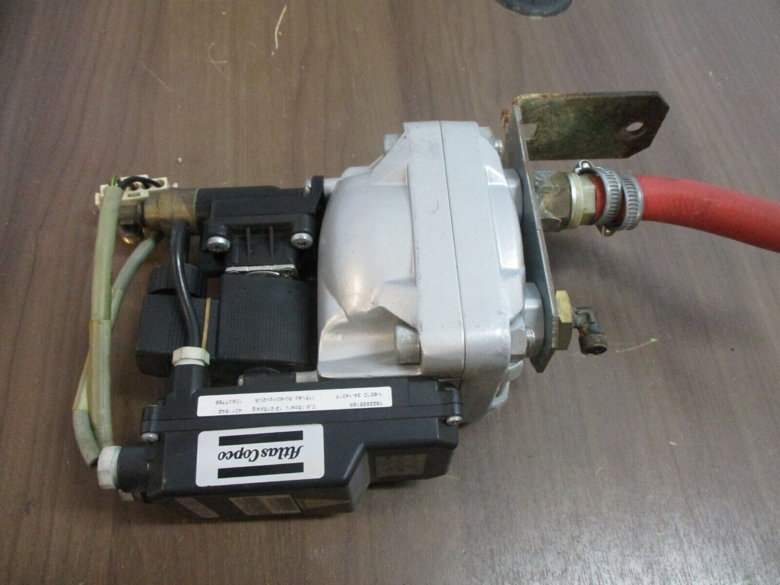 Atlas Copco Automatic Drain Valve 1622855185 115VAC 50-60Hz 2VA 12-215PSIG Used