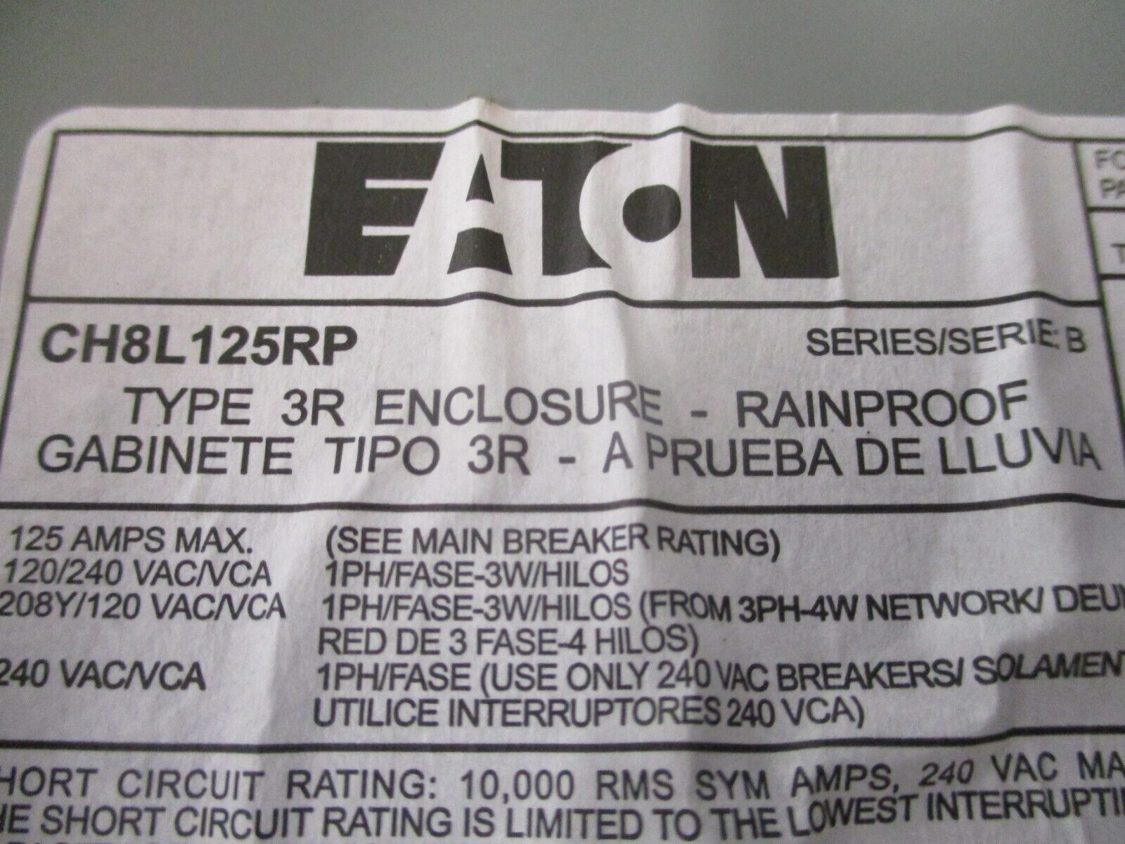 Eaton 3R Load Center CH8L125RP Ser. B 125 A 120/240V 8-Space Used.