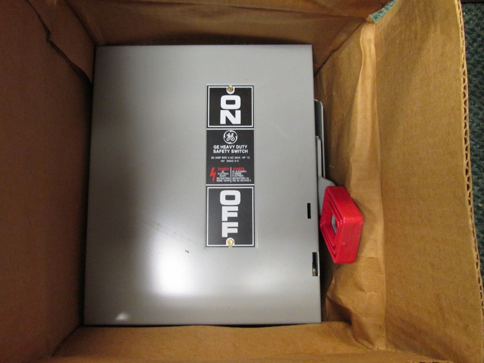 GE Non-fusible Safety Switch THN2261DC 30A 600V 2P 2W New Surplus