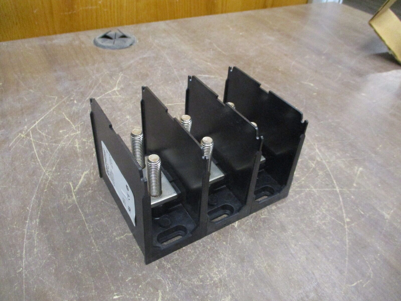 Marathon Power Distribution Block 1333564 310A 600V 3P Line/Load: M10 STUD