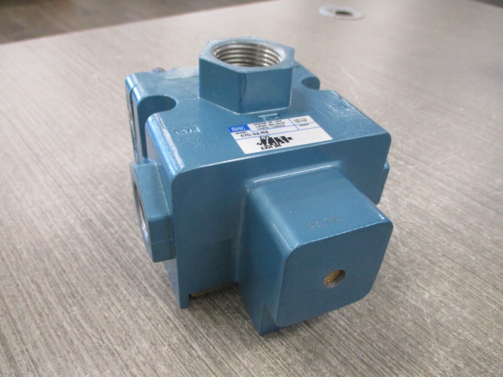 MAC Pilot Valve 57D-52-RE VAC-150 PSI *No Box* New Surplus
