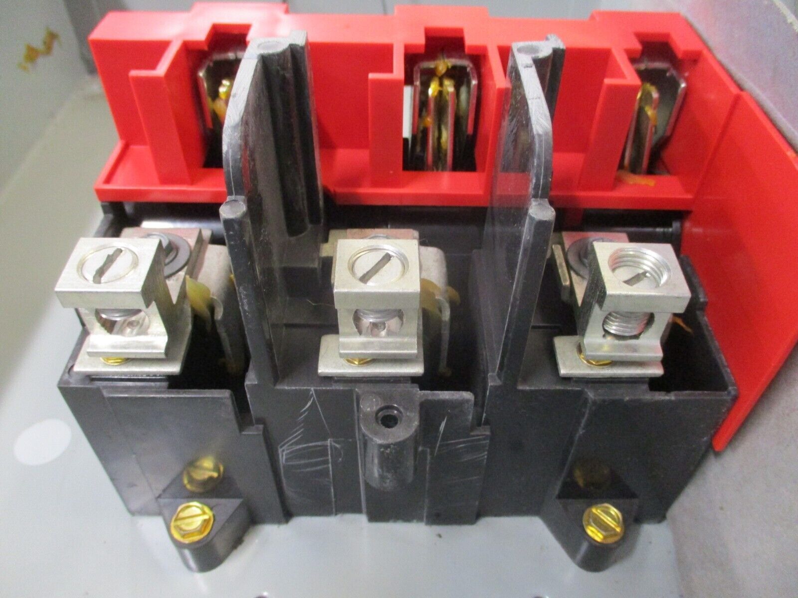 Eaton Non-Fusible 3R Saftey Switch/ Disconnect DH363URK 100A 600V 3P Used.