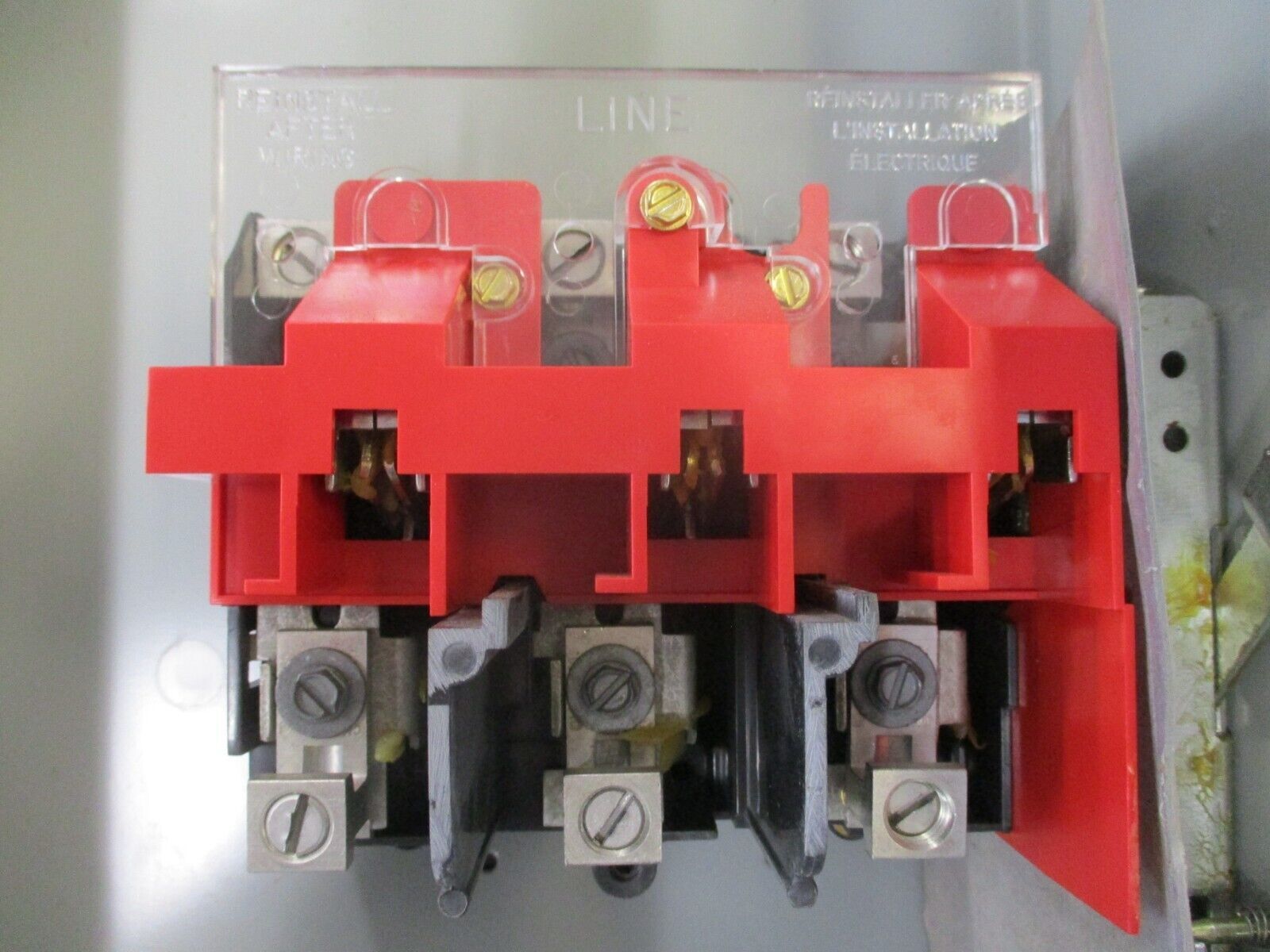 Eaton Non-Fusible 3R Saftey Switch/ Disconnect DH363URK 100A 600V 3P Used.