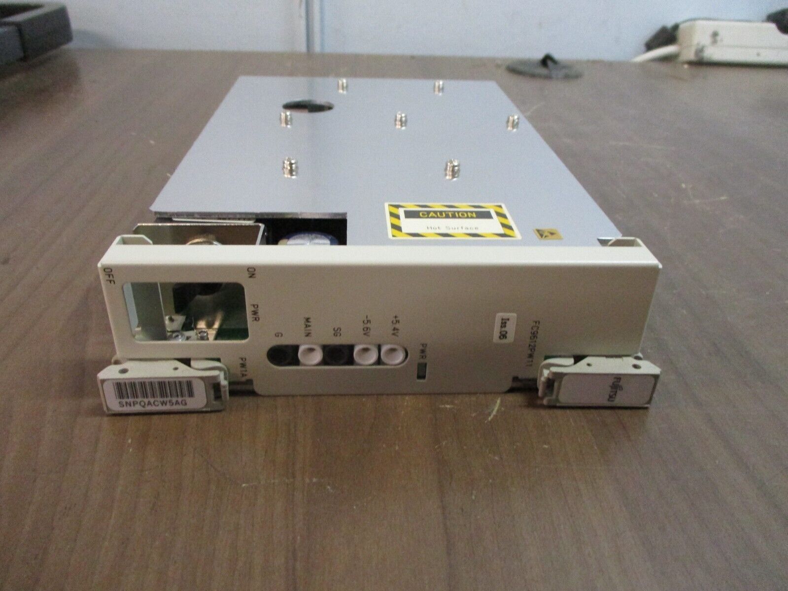 Fujitsu Power Supply Unit SNPQACW5AG Iss. 06 FC9612PW11 / PW1A Used
