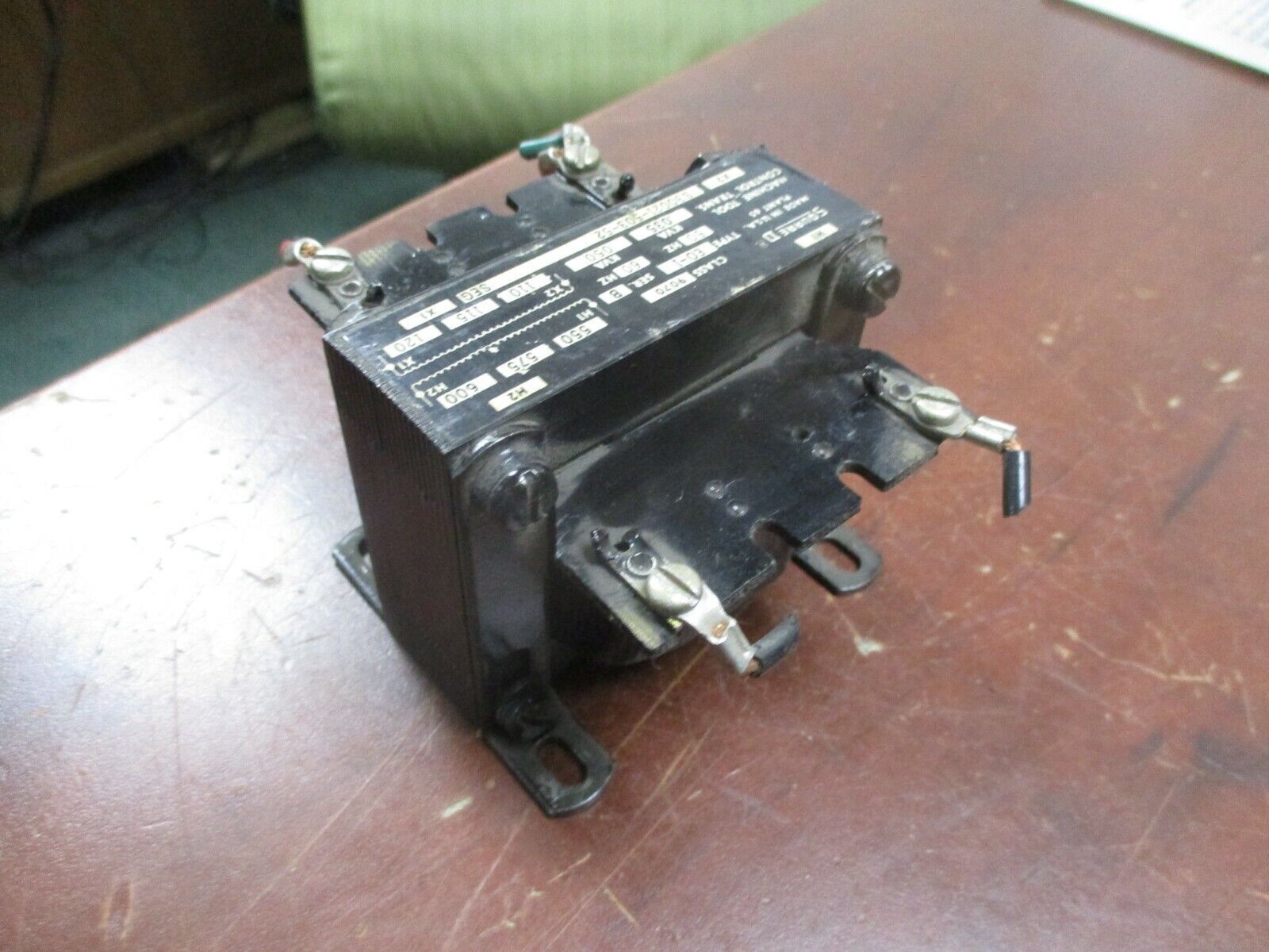 Square D Control Transformer 9070 E0-1 0.050KVA Pri: 600V Sec: 120V Used