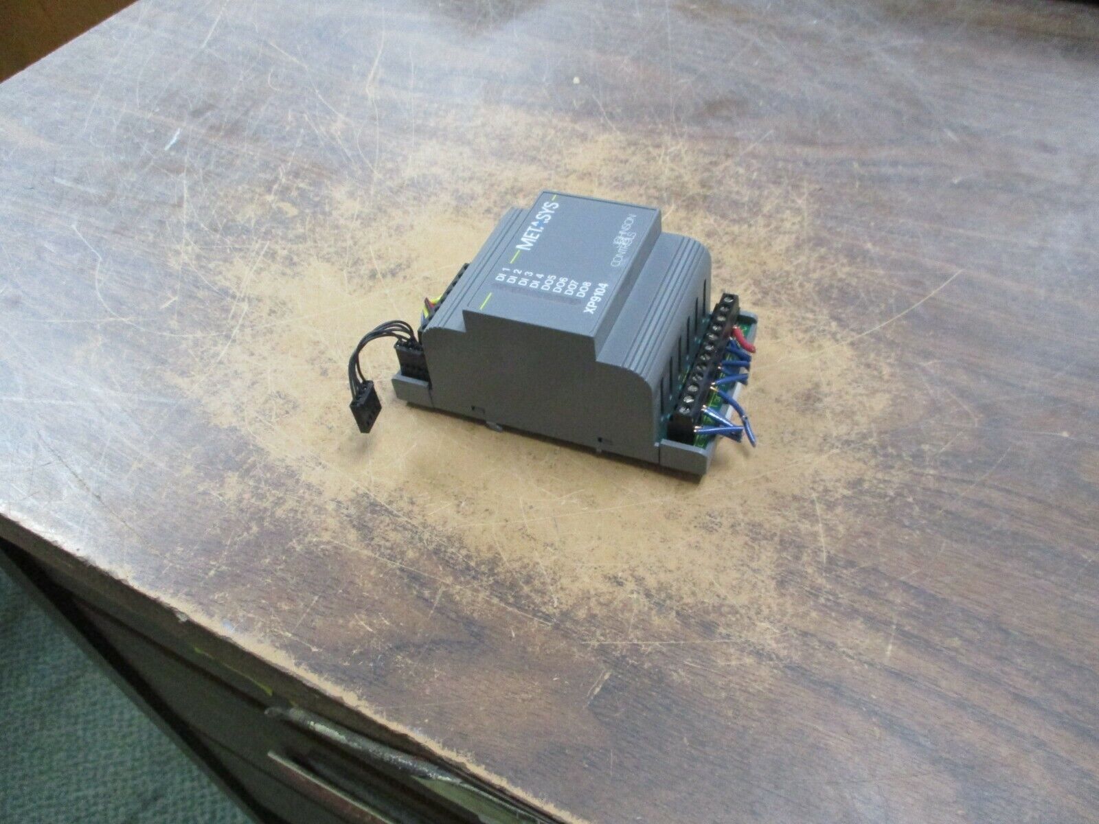 Johnson Controls Metasys XT9104 Extension Module XT-9104-8004 Used