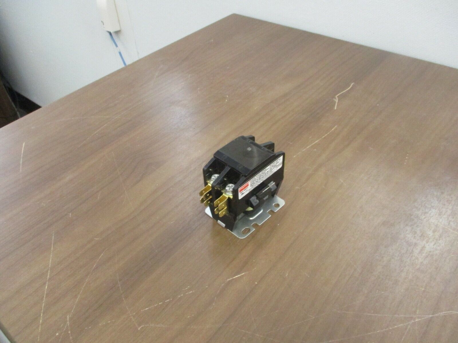 Dayton Contactor 6GNY4 24V Coil 30A 600V Used