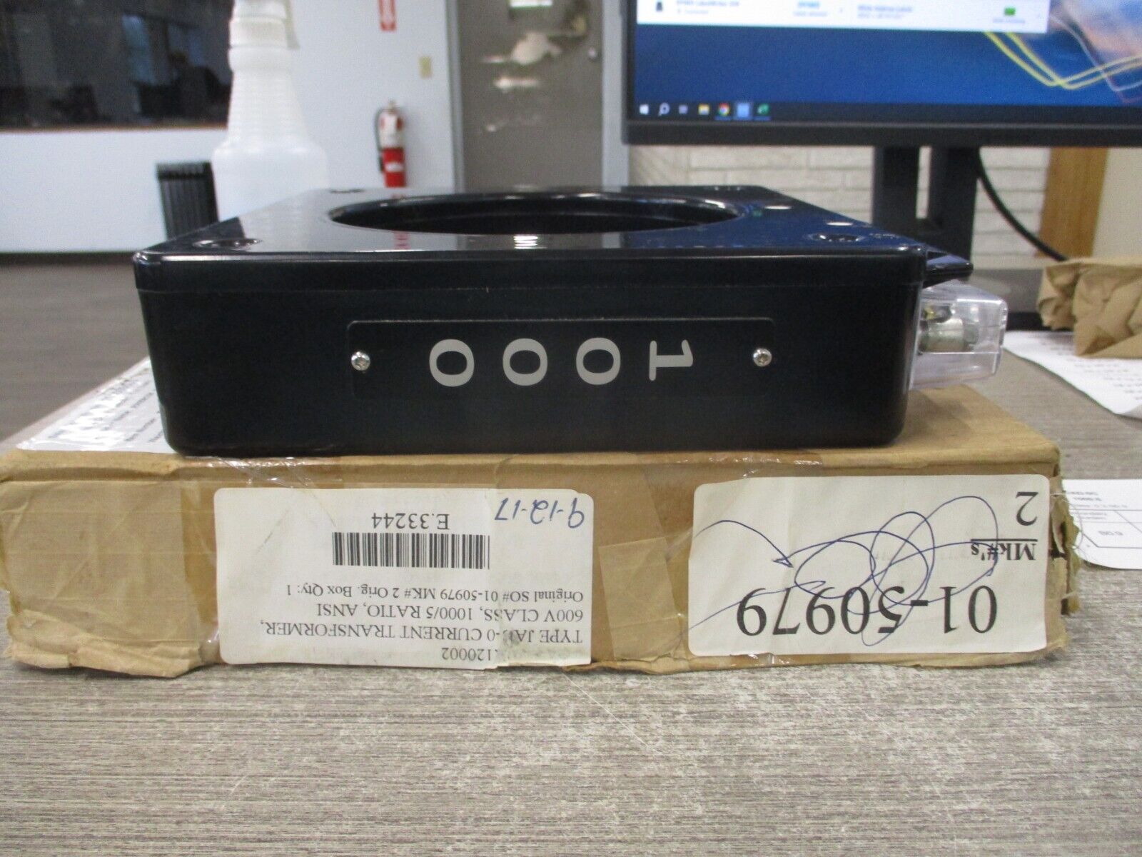 GE Type JAD-0C Current Transformer 750X120002 Ratio 1000:5A 600V 50-60Hz