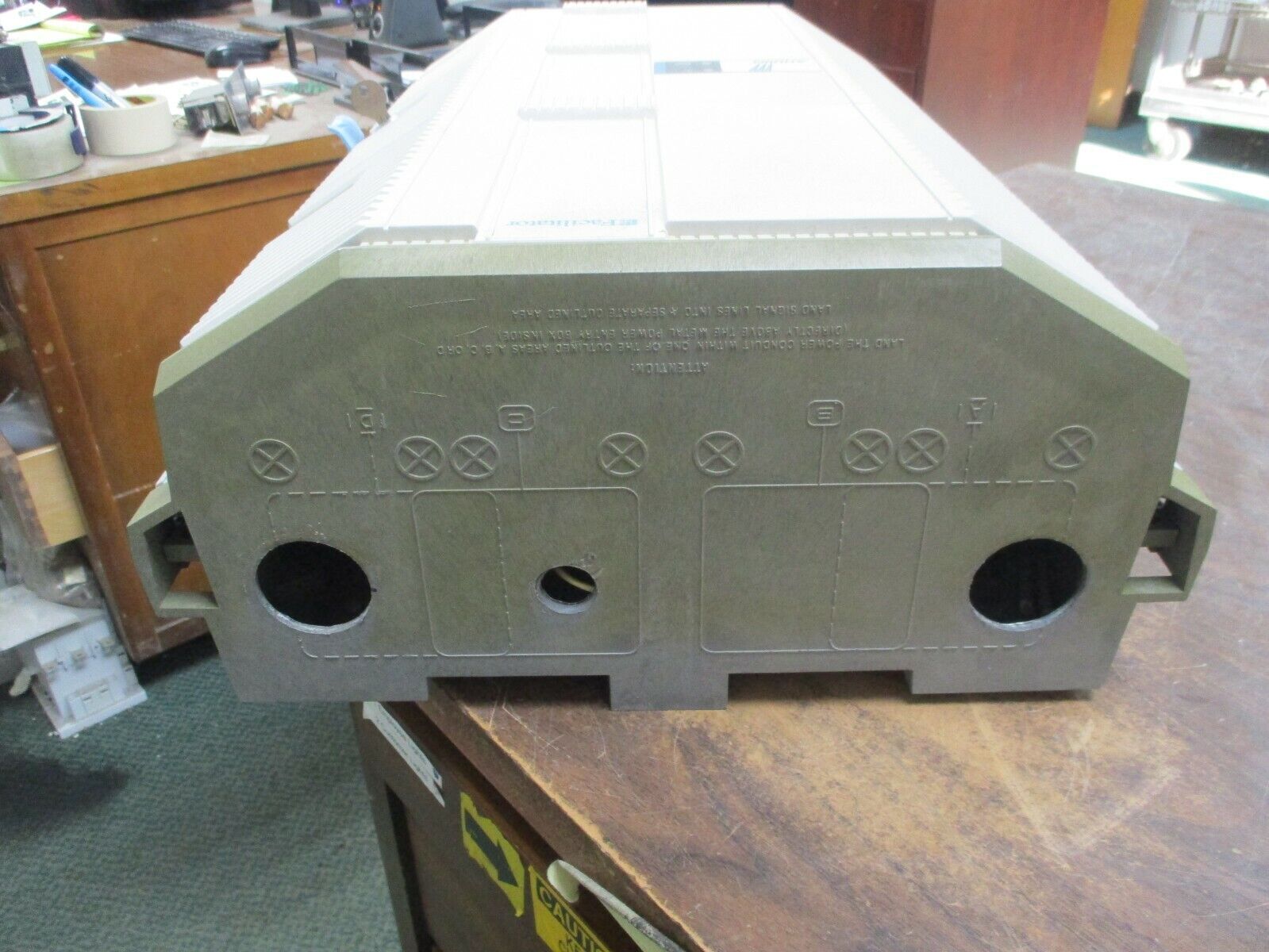 Metasys Facilitator Air Handling Unit Controller AtlUI03 Used