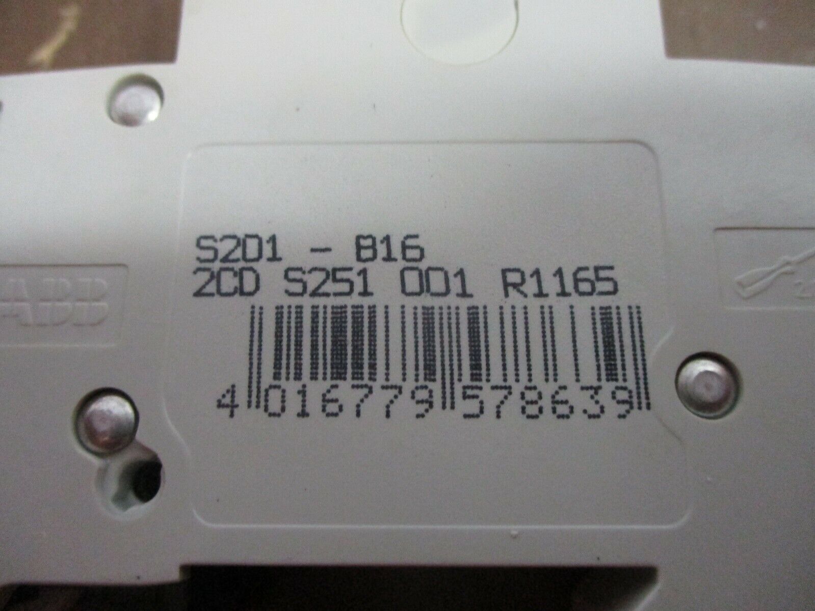 CAT / ABB Circuit Breaker 114-1143 / S201 B16 230/400V 16A 1P New Surplus