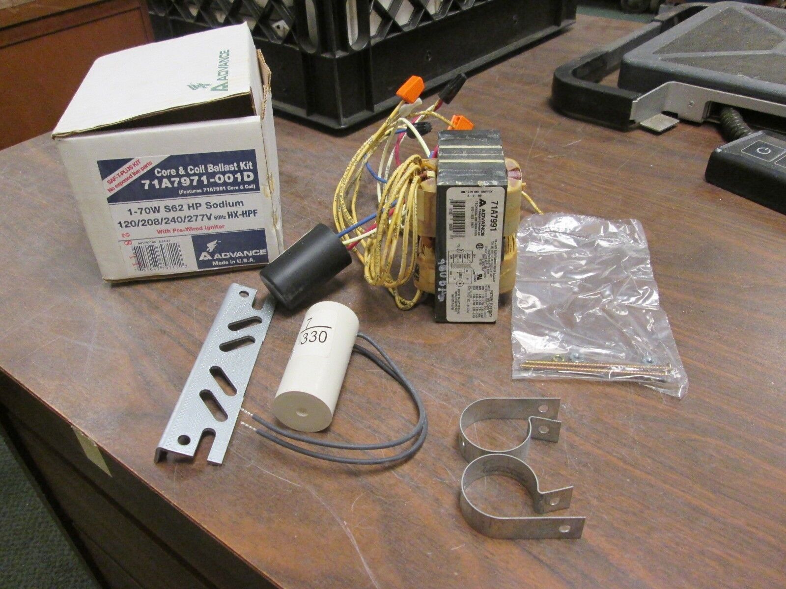 Advance Core & Coil Ballast Kit 71A7971-001D 1-70W 120/208/240/277V New Surplus