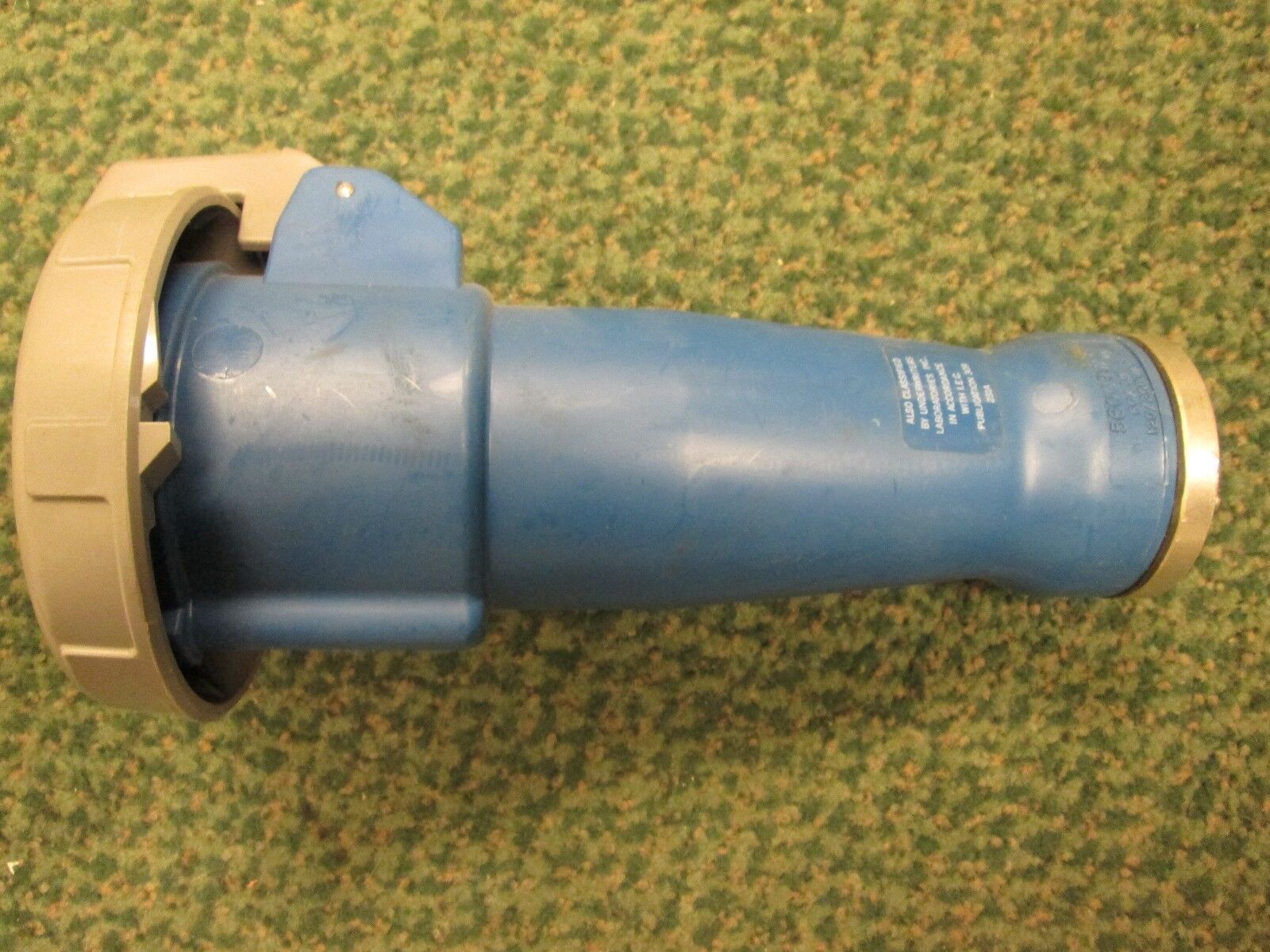 Hubbell Connector 560C9W 60A 120/208V 4P 5W 3Ph Conduit Connection Used