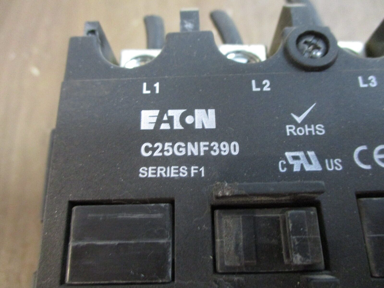 Eaton Contactor C25GNF390 Ser. F1 120V Coil 90A w/ Aux Used