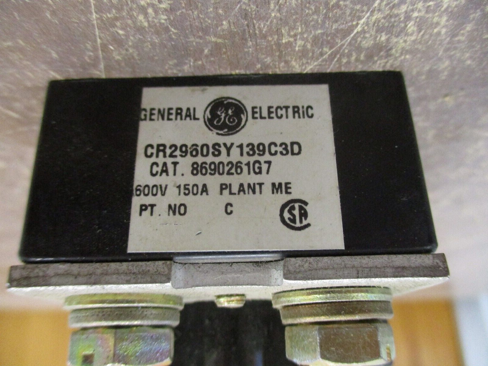 GE Terminal Block 8690261G7 150A 600V CR2960SY139C3D *Chipped Base* Used