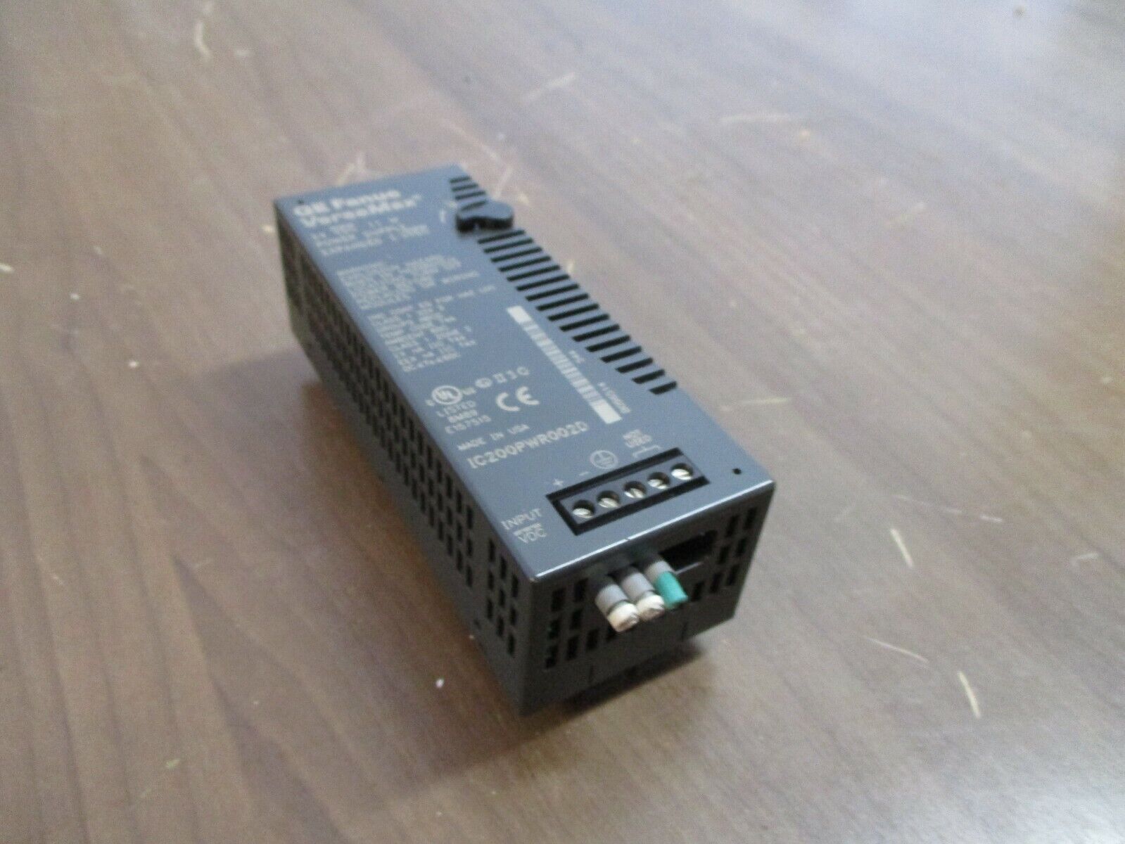 GE Fanuc VersaMax Power Supply IC200PWR002D 24VDC 11W Used
