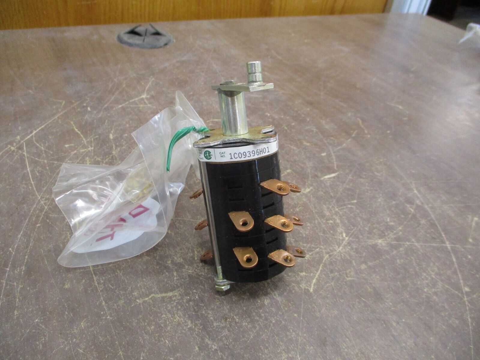 Electroswitch Rotary Cam Switch 1C09396H01 *No Box* New Surplus