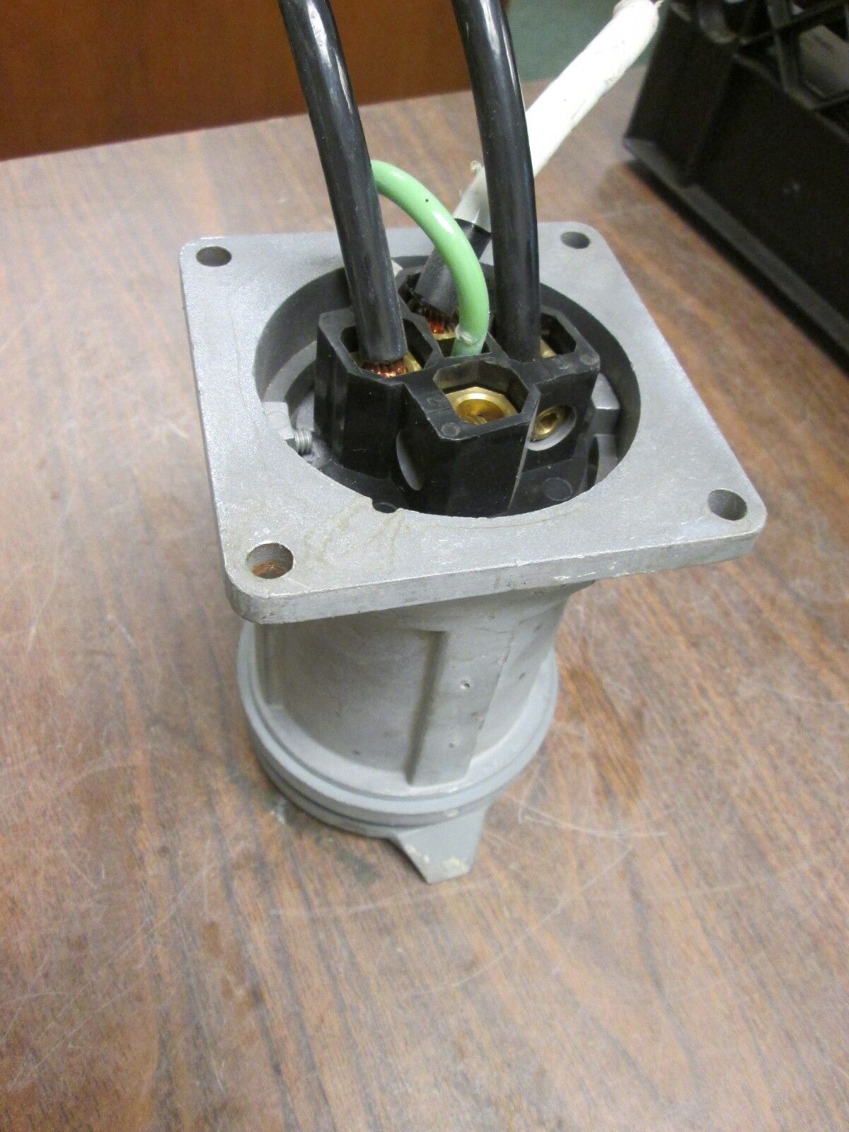 Russellstoll Receptacle 60A 600V 4W Used