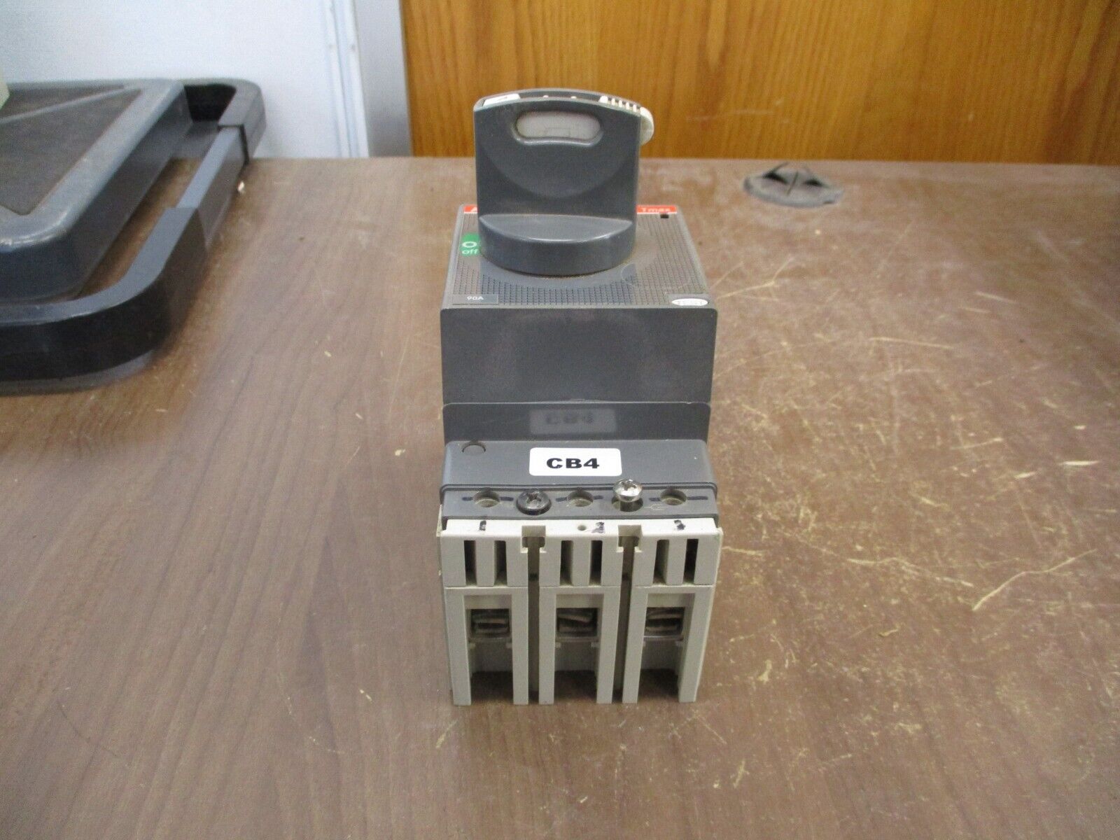 ABB Tmax Breaker Disconnect T1N 90 90A 600V 3P Used