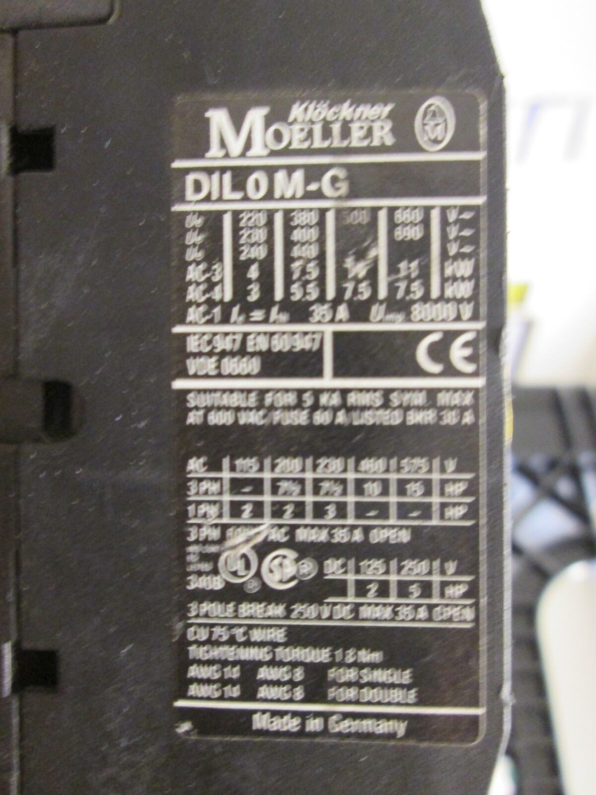 Klockner Moeller Contactor DIL0M-G 24VDC Coil 35A 600V Used