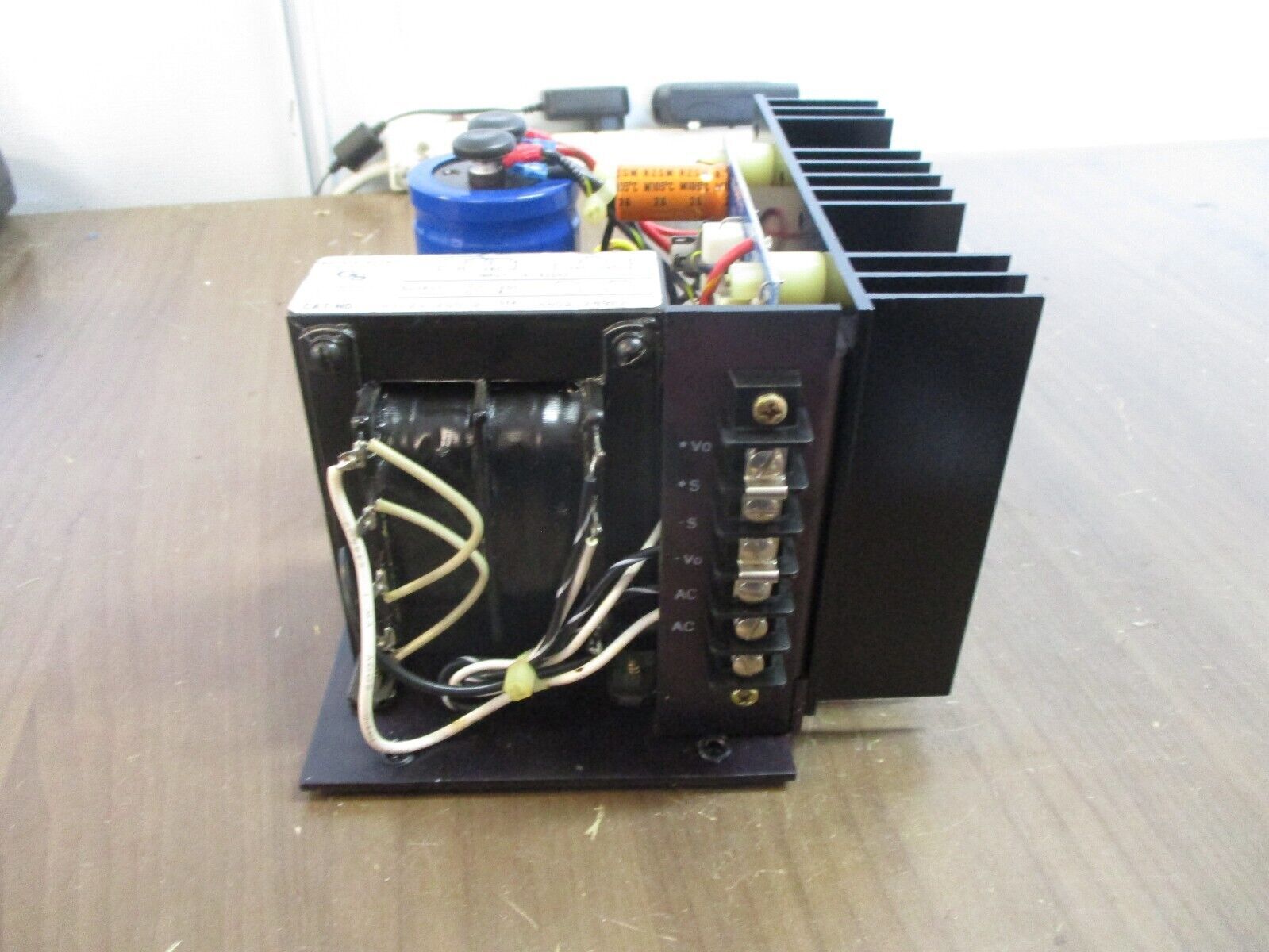 Sola Power Supply 83-24-260-2 Input: 120/240VAC 47-420Hz Output: 24VDC 6A Used