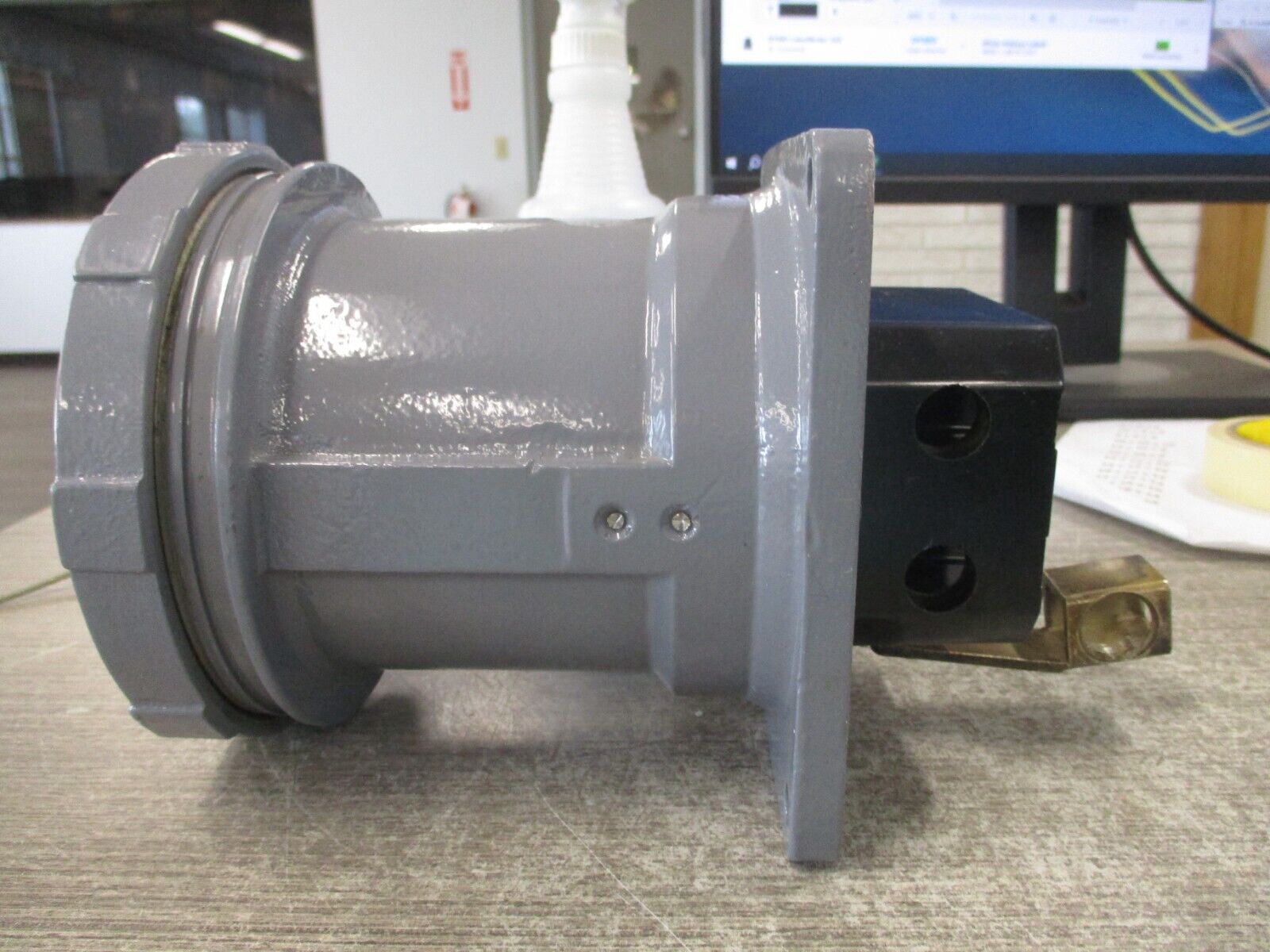 Russellstoll Receptacle JRSA2022K/RCPT 200A 600V Used