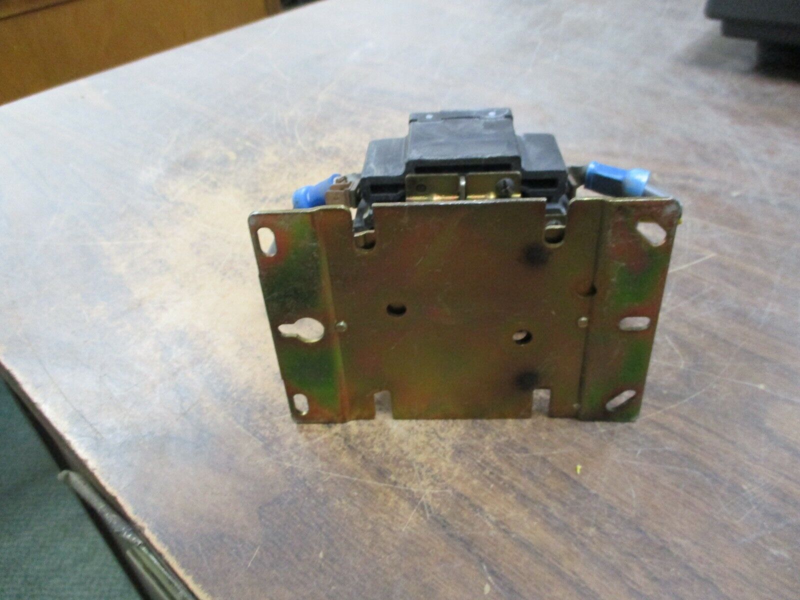 Furnas Contactor 42EE35AF305R 120V Coil 60A 600V Used