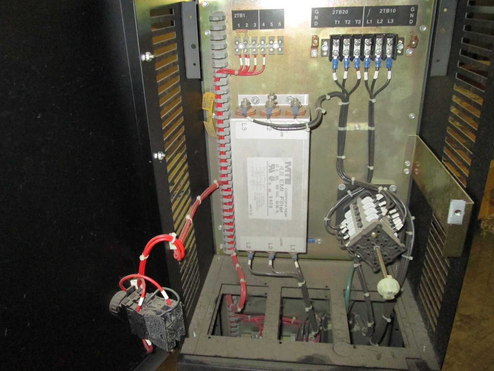 Graham 2001 Series AC Drive w/ Bypass 2001H11 7.5HP Used