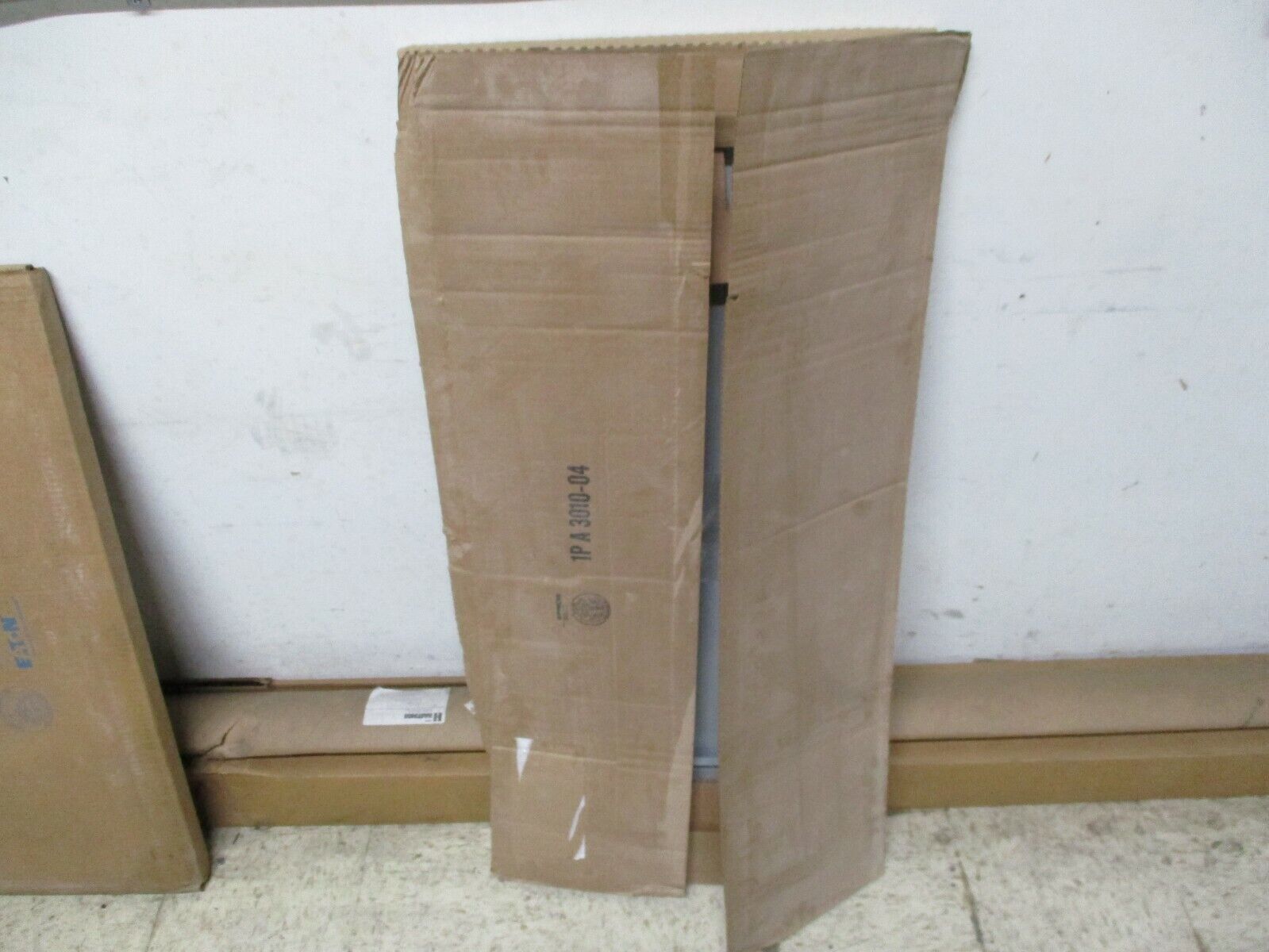 Siemens Breaker Panel Cover S38HM Hinge-to-Box Size: 38" Surface Mount