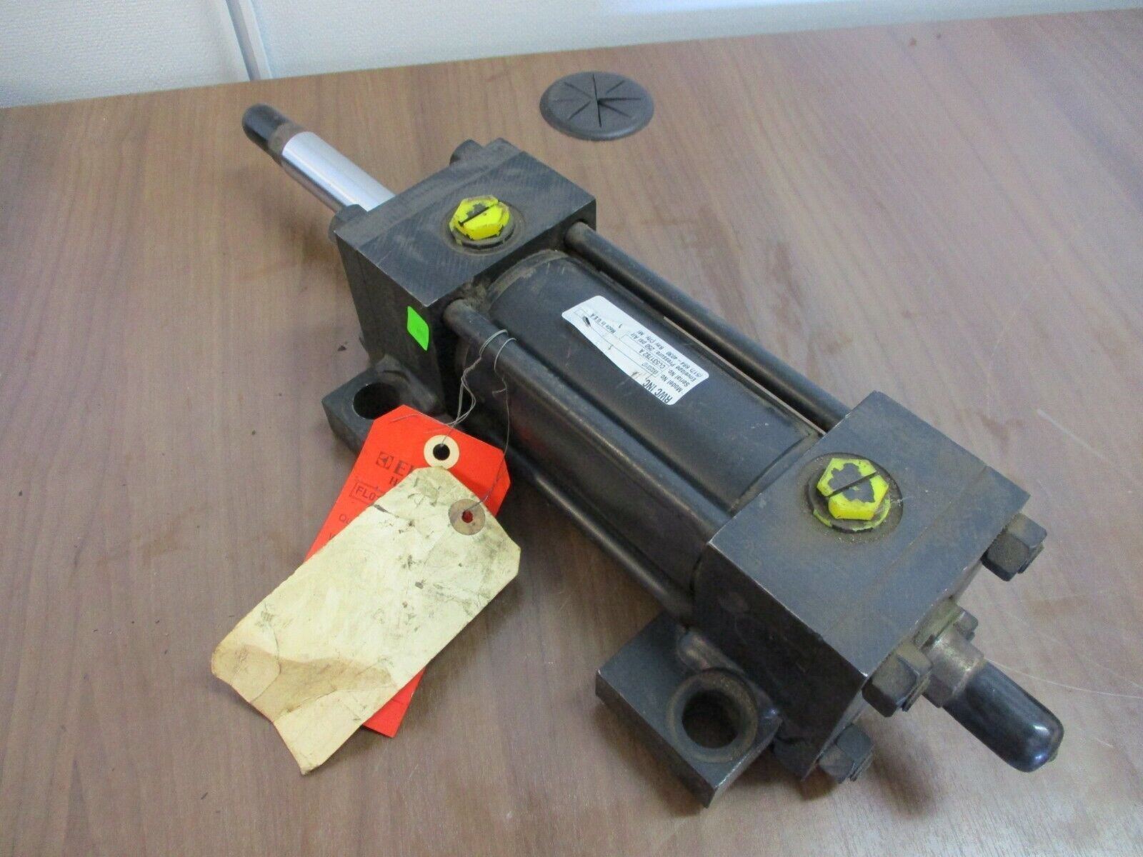 RWC Air Cylinder Part #: 890203107 250PSI used