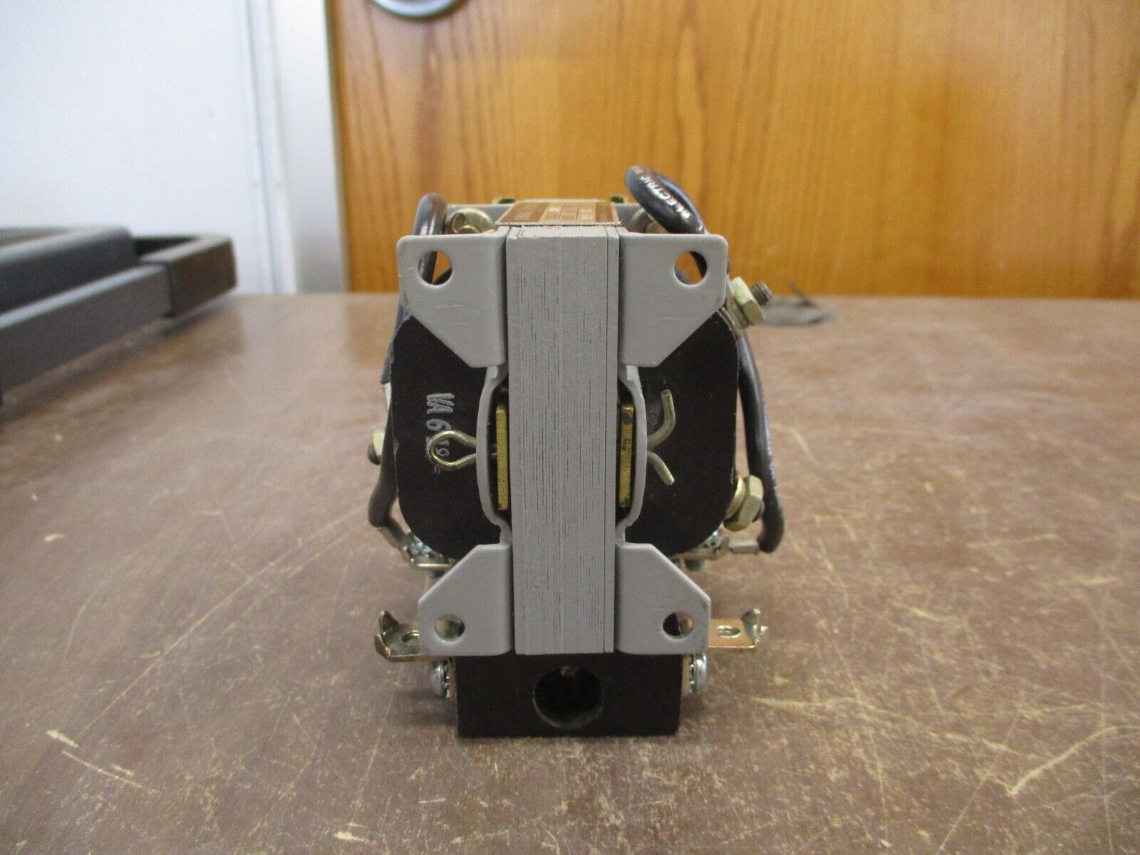 GE Solenoid CR9503209CAN5 125VDC Coil *Missing Actuator* New Surplus