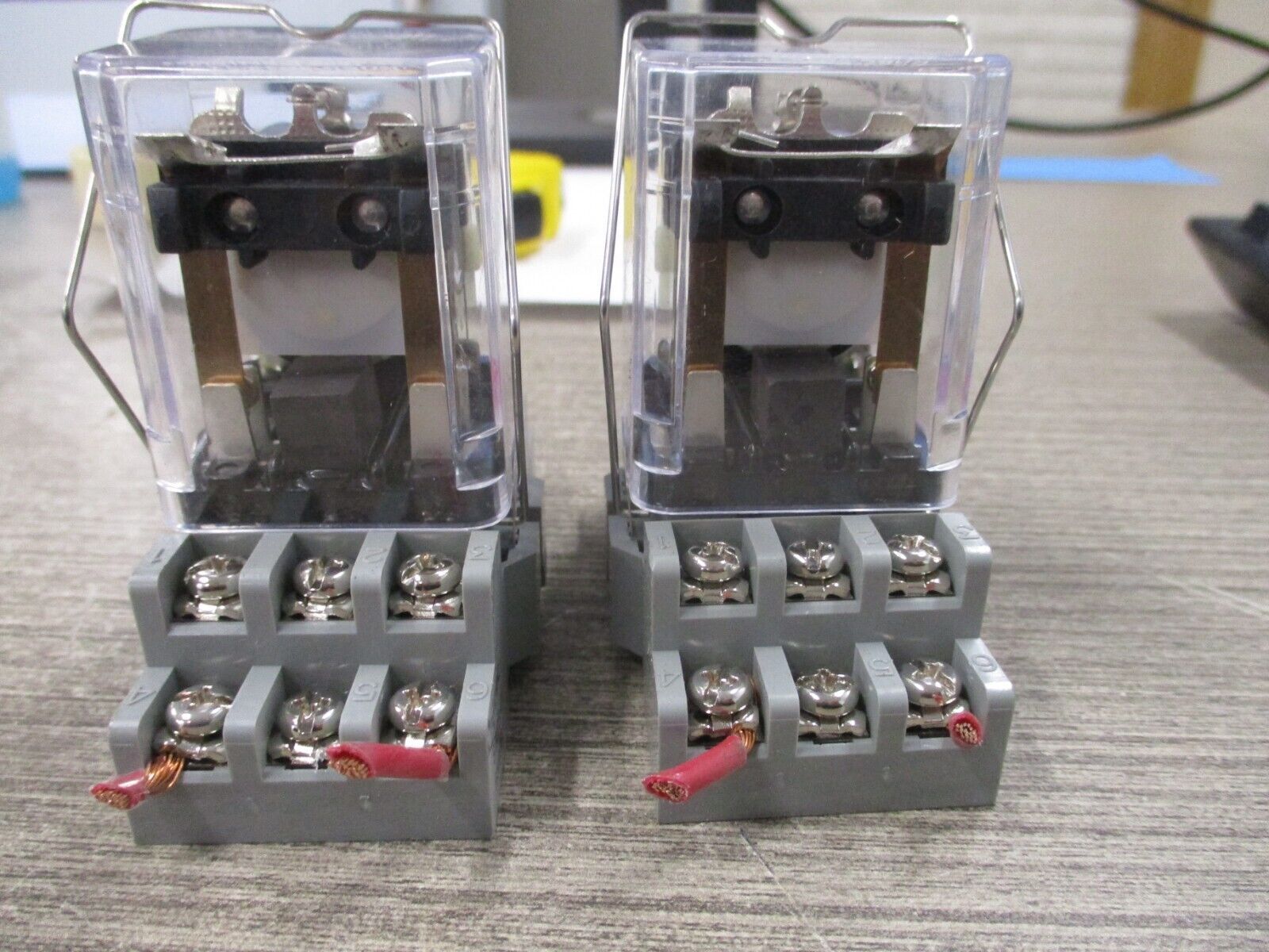 Tyco /Potter & Brumfield Relay W/Base KUEP-3D15-24 24VDC * Lot of 2 * Used