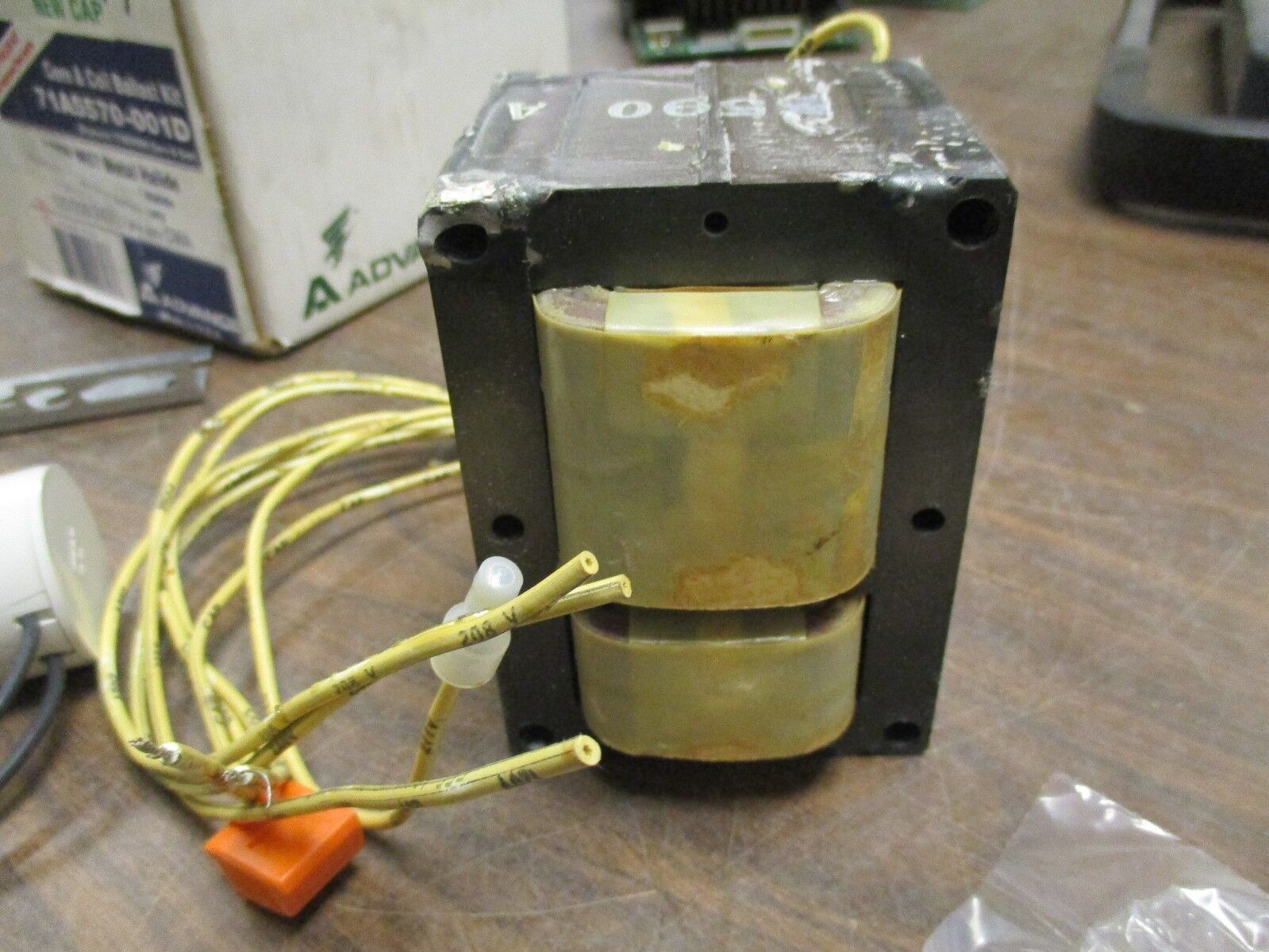Advance Core & Coil Ballast Kit 71A5570-001D 120/208/240/277V 60Hz New Surplus